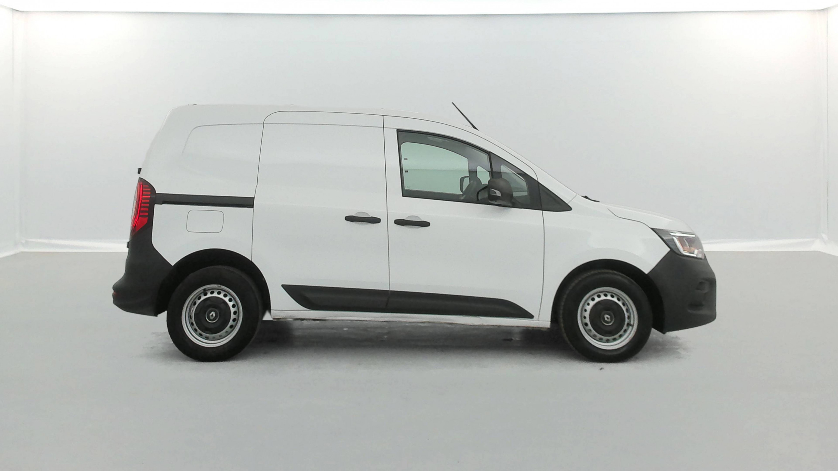 Vente en ligne Renault Kangoo Van  BLUE DCI 95 au prix de 18 790 €