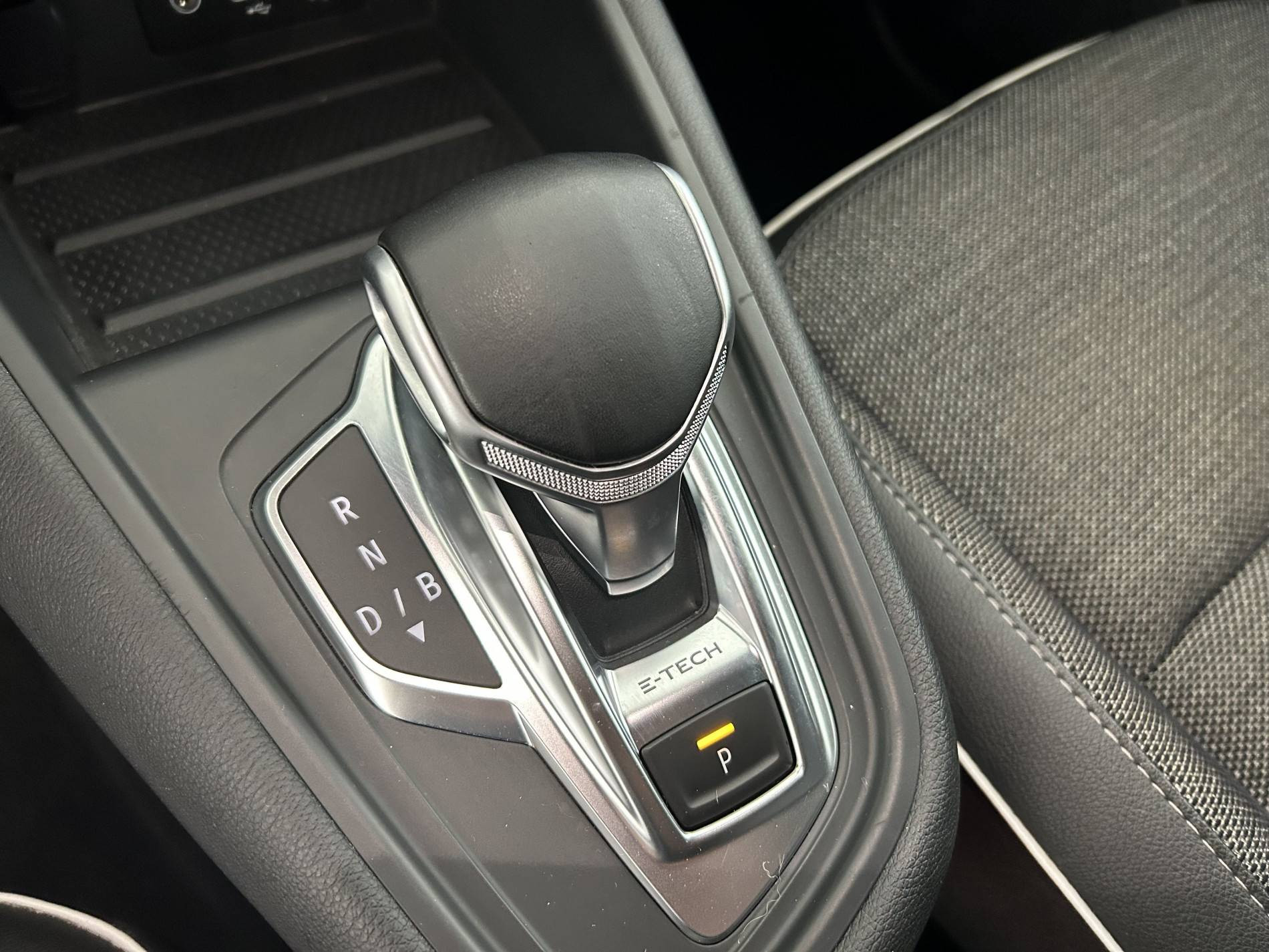 Vente en ligne Renault Captur  E-Tech Plug-in 160 au prix de 16 491 €