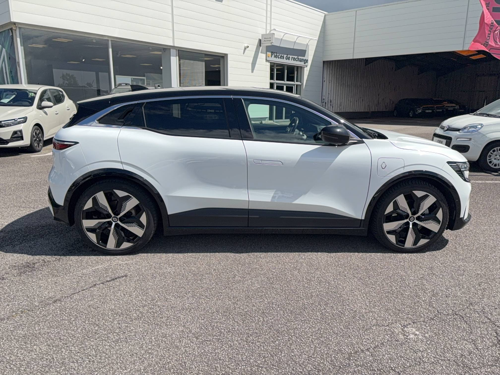 Vente en ligne Renault Megane E-Tech  EV60 220 ch optimum charge au prix de 24 490 €
