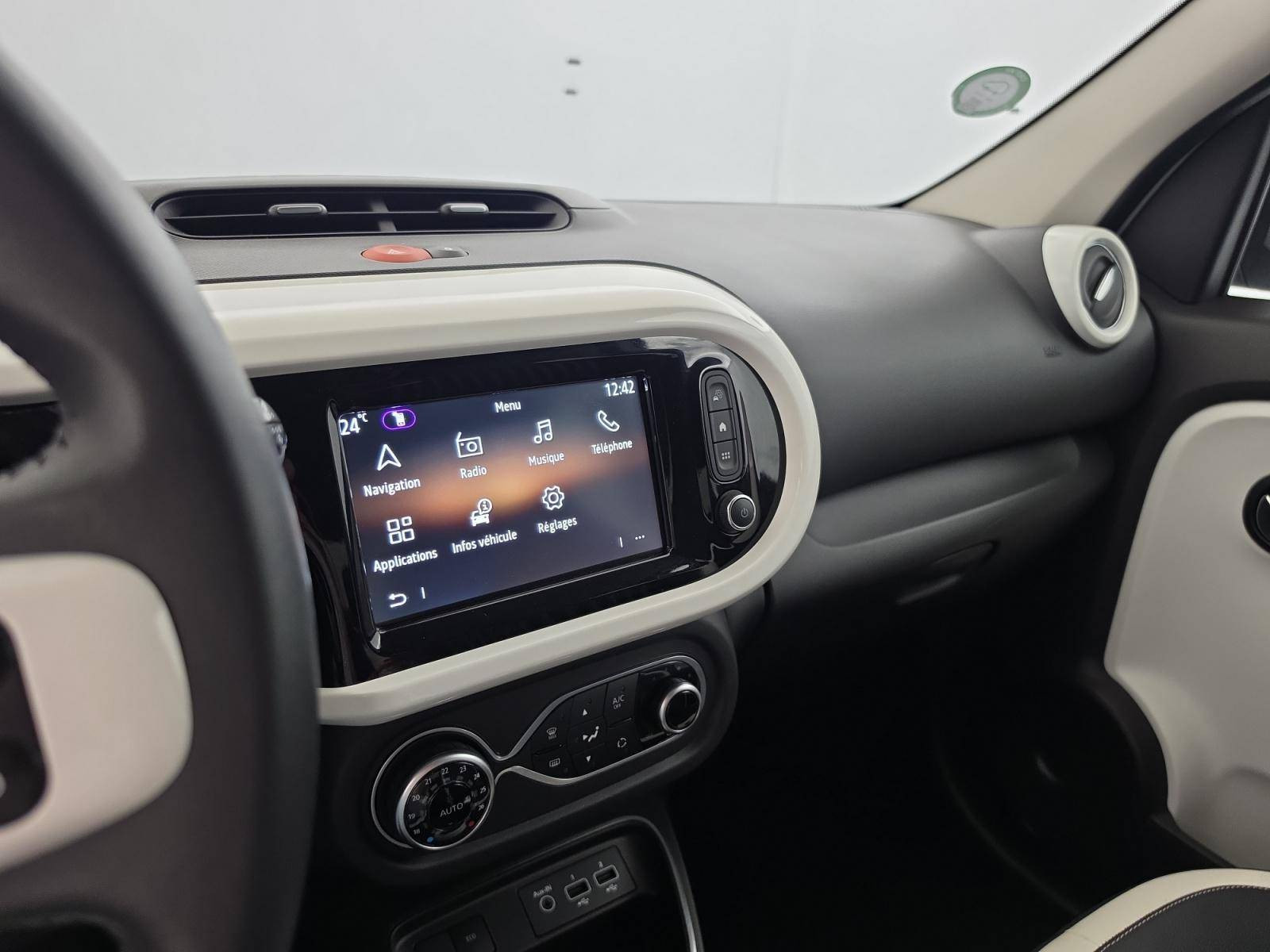 Vente en ligne Renault Twingo Electrique Twingo III E-Tech au prix de 14 490 €