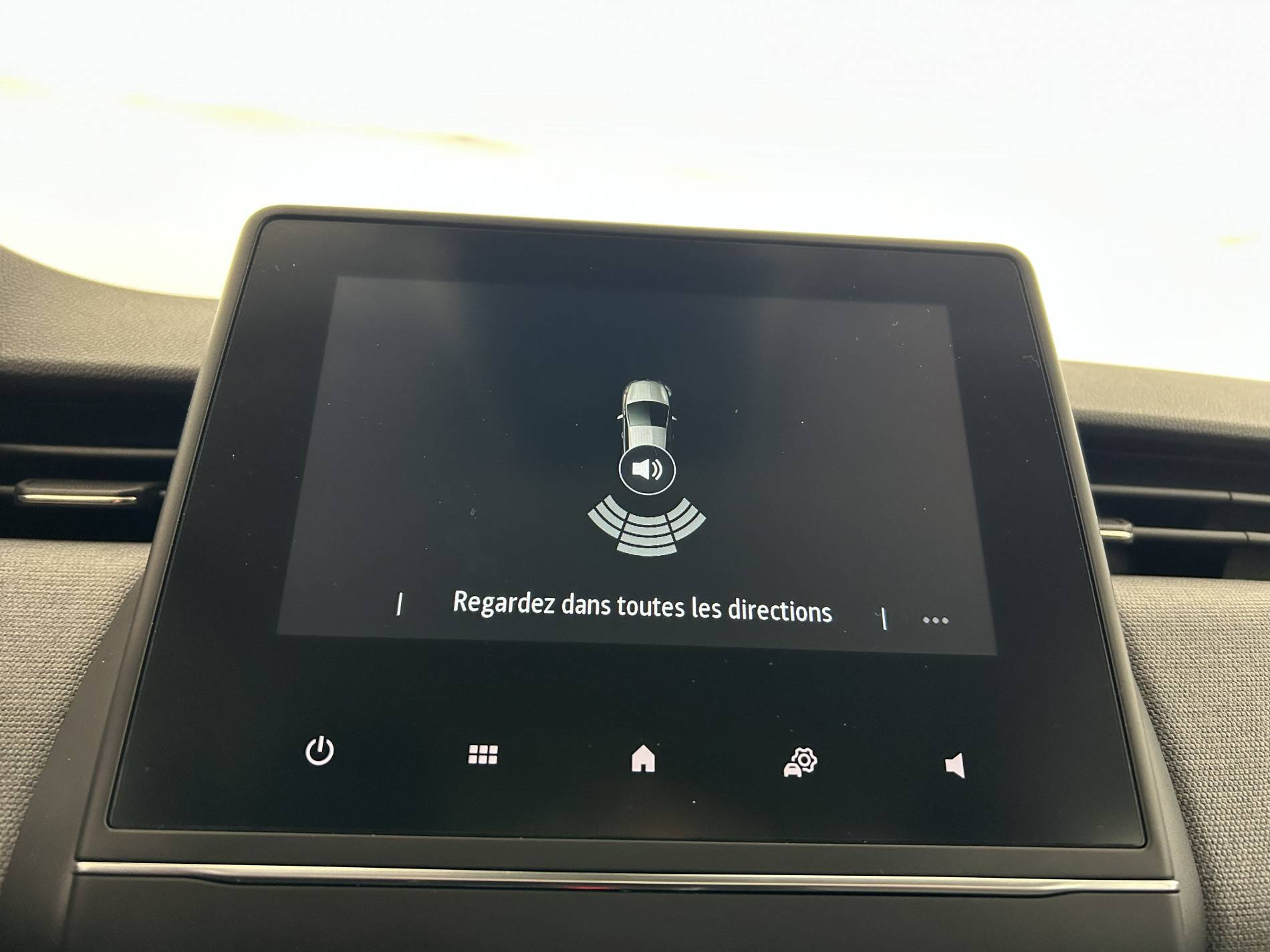 Vente en ligne Renault Clio 5 Clio E-Tech full hybrid 145 ch GSR2 au prix de 19 790 €