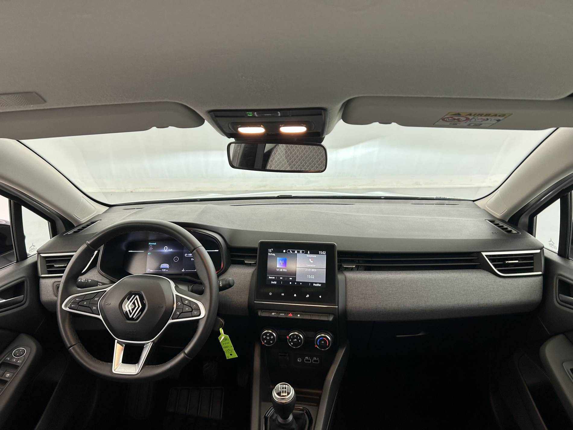 Vente en ligne Renault Clio 5 Clio TCe 90 au prix de 15 990 €