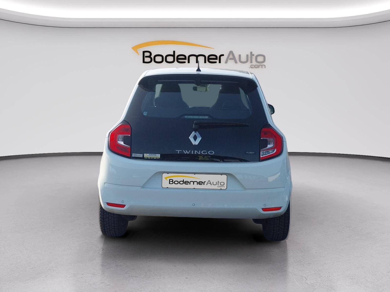 Vente en ligne Renault Twingo Electrique Twingo III E-Tech au prix de 10 890 €