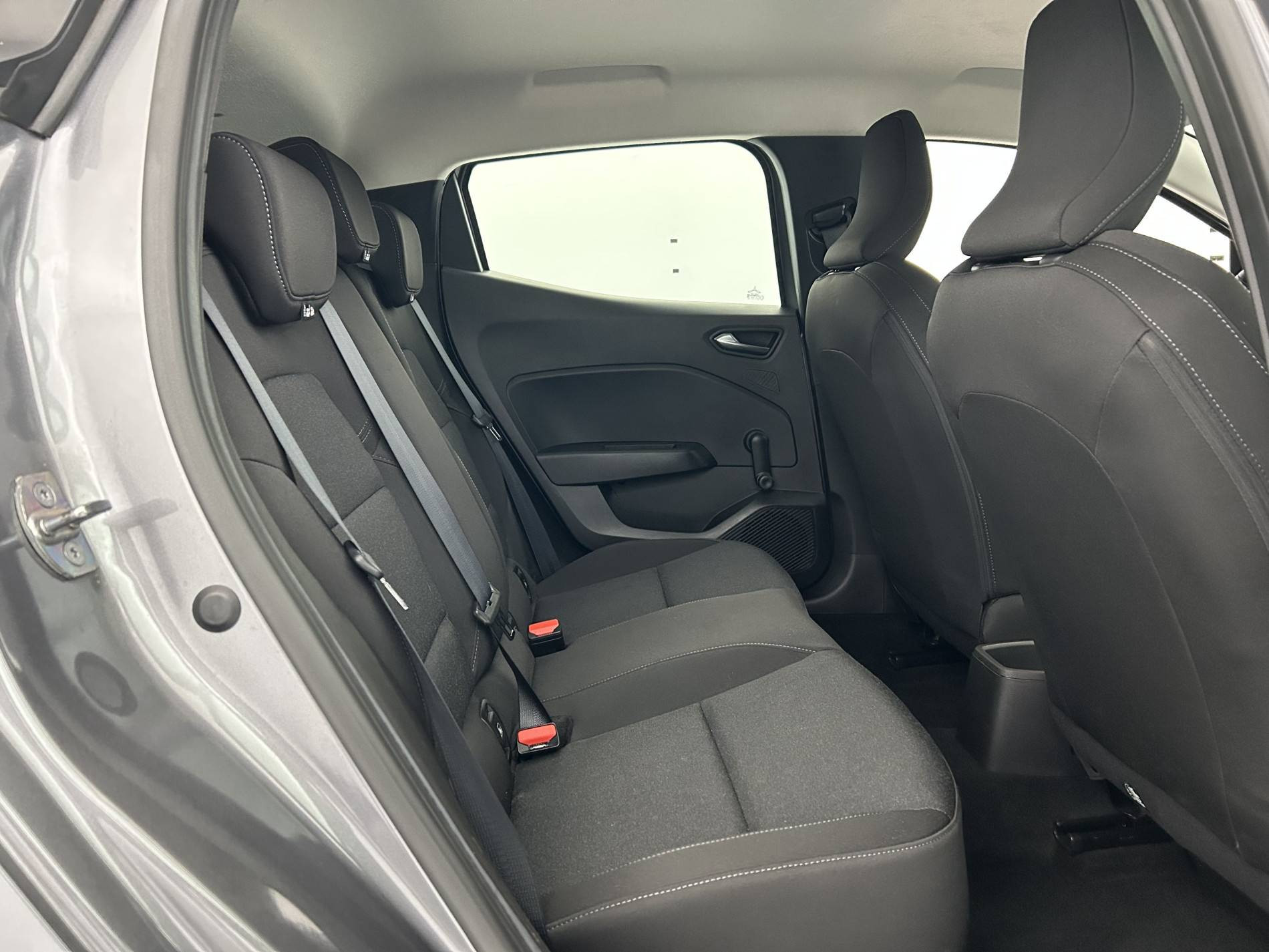 Vente en ligne Renault Clio 5 Clio TCe 90 au prix de 13 990 €