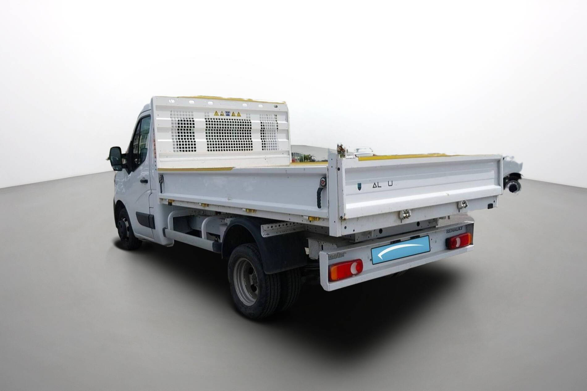 Vente en ligne Renault Master 3 Châssis Cabine MASTER CDC PROP RJ3500 L3 BLUE DCI 130 EURO VI au prix de 31 990 €