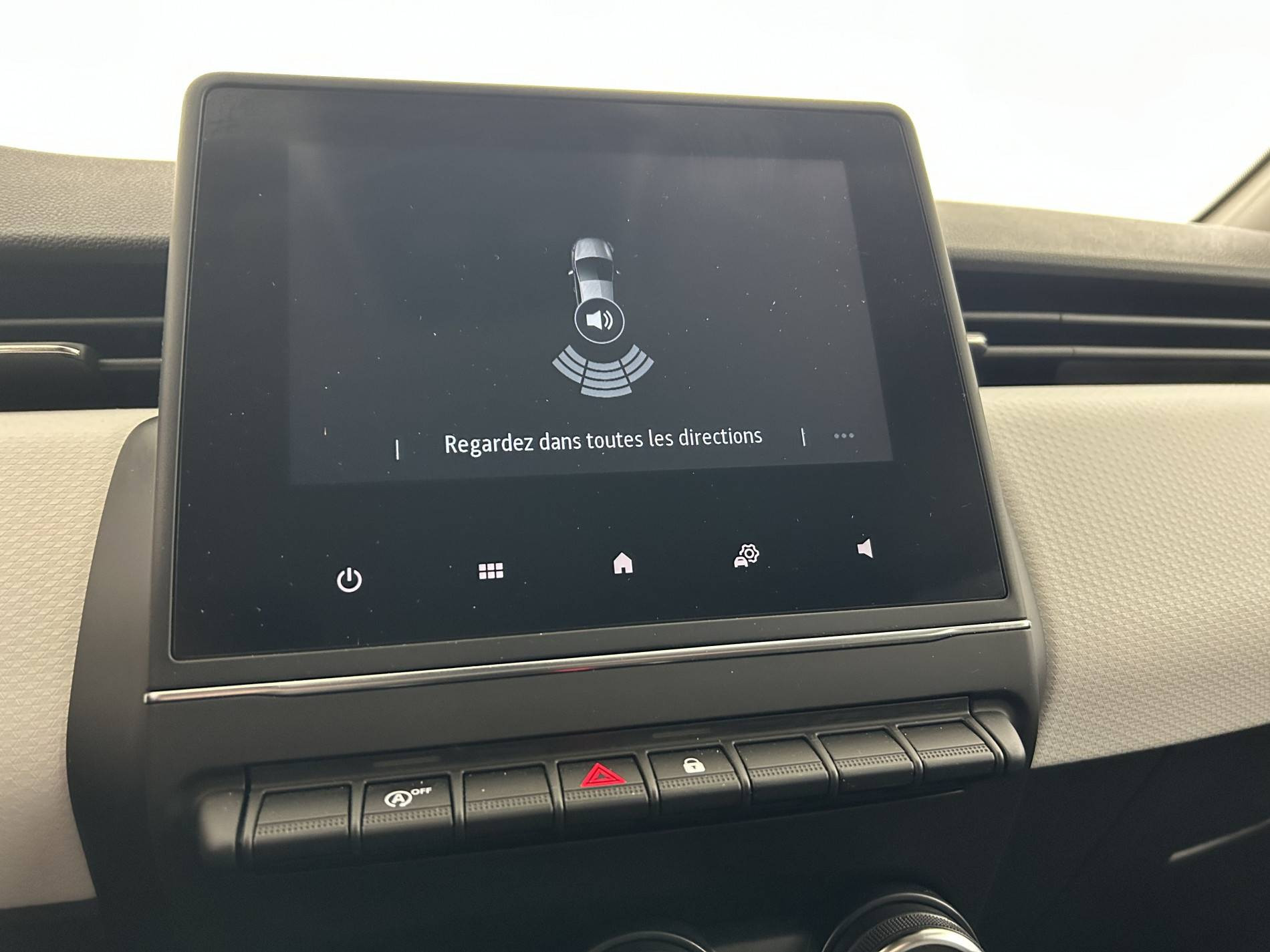 Vente en ligne Renault Clio 5 Clio SCe 65 au prix de 13 490 €