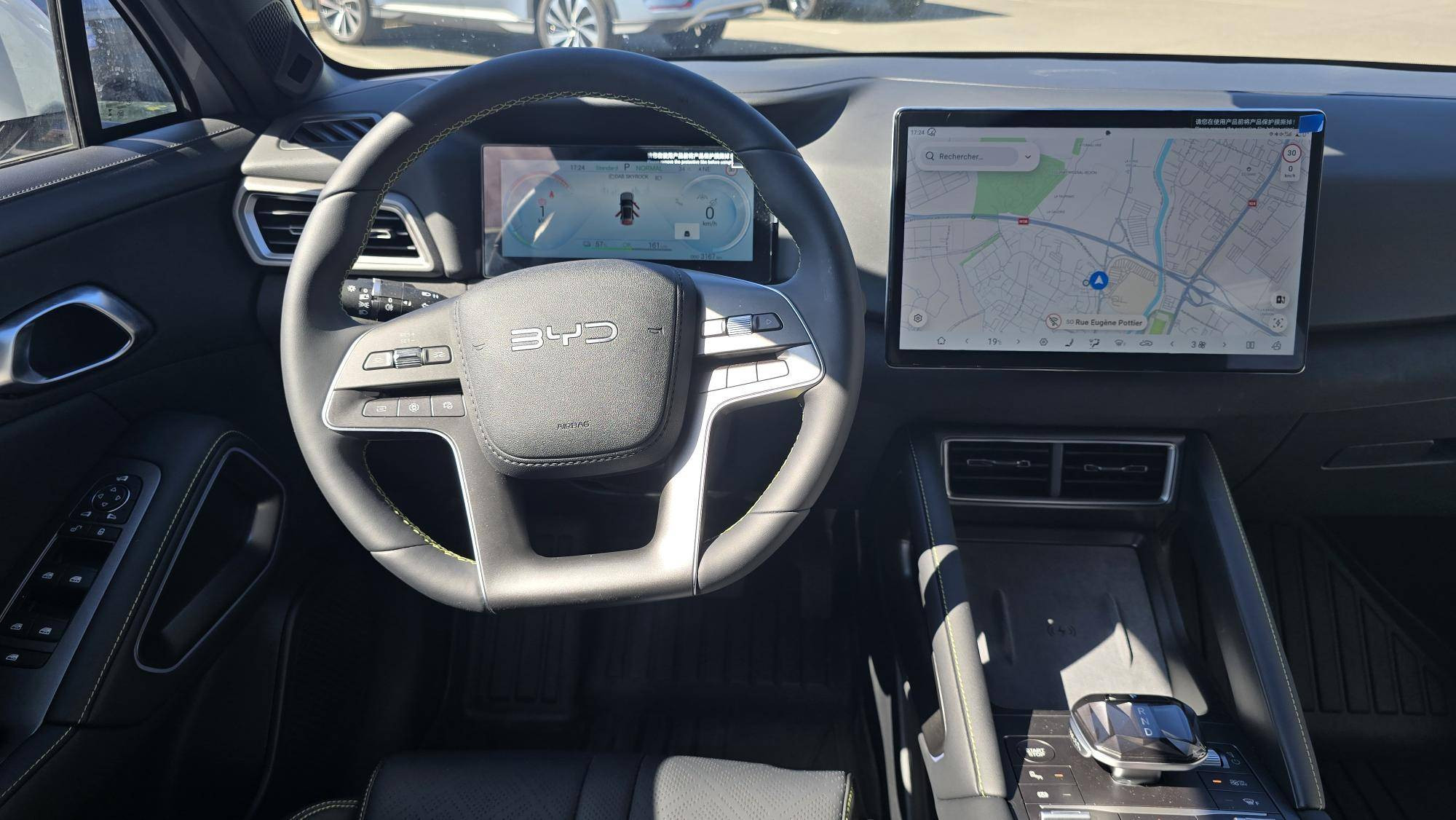 Vente en ligne Byd Atto 2  45.1 kWh 177 ch au prix de 25 990 €