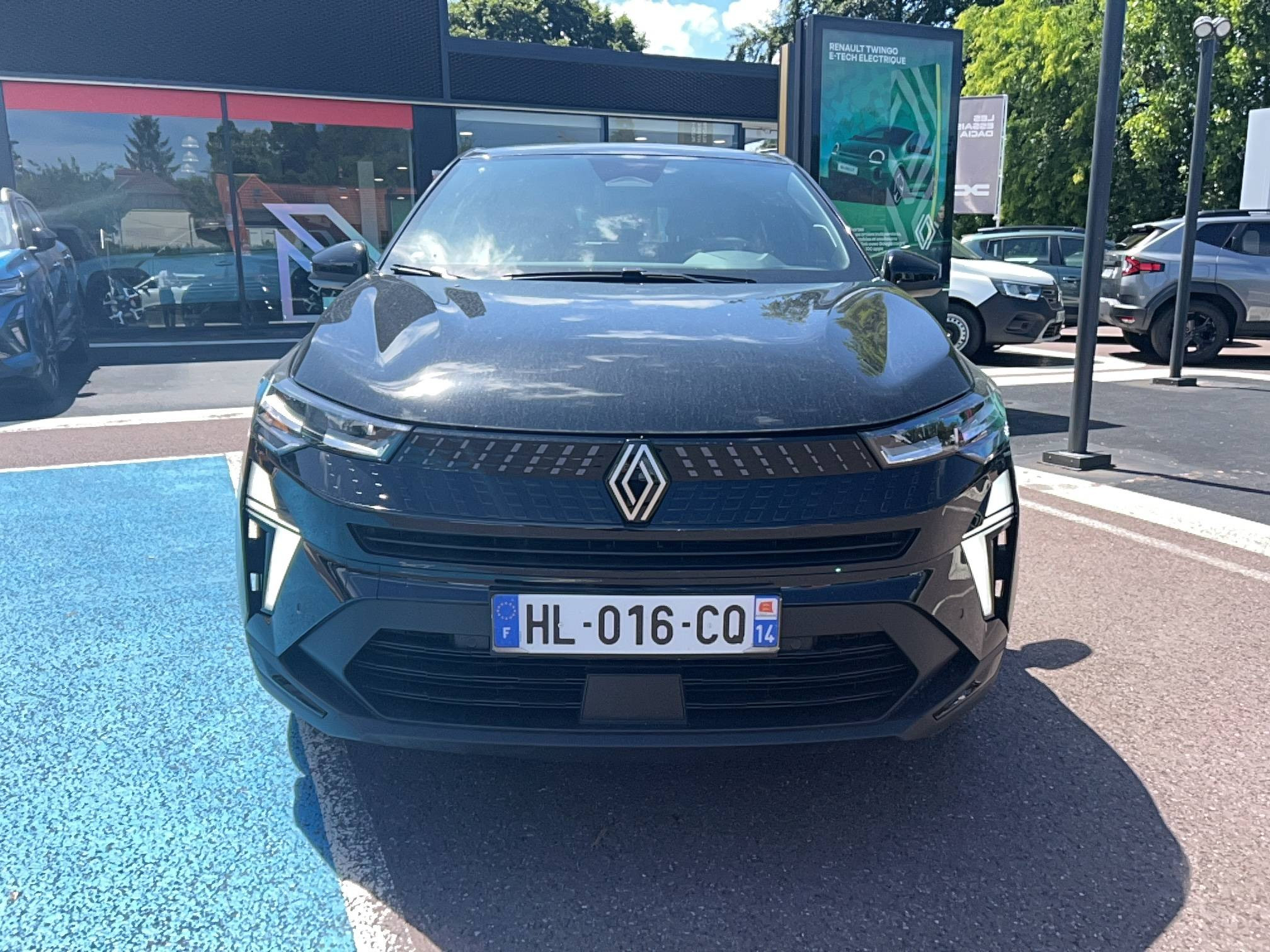 Vente en ligne Renault Captur  E-Tech full hybrid 160 ch au prix de 30 990 €