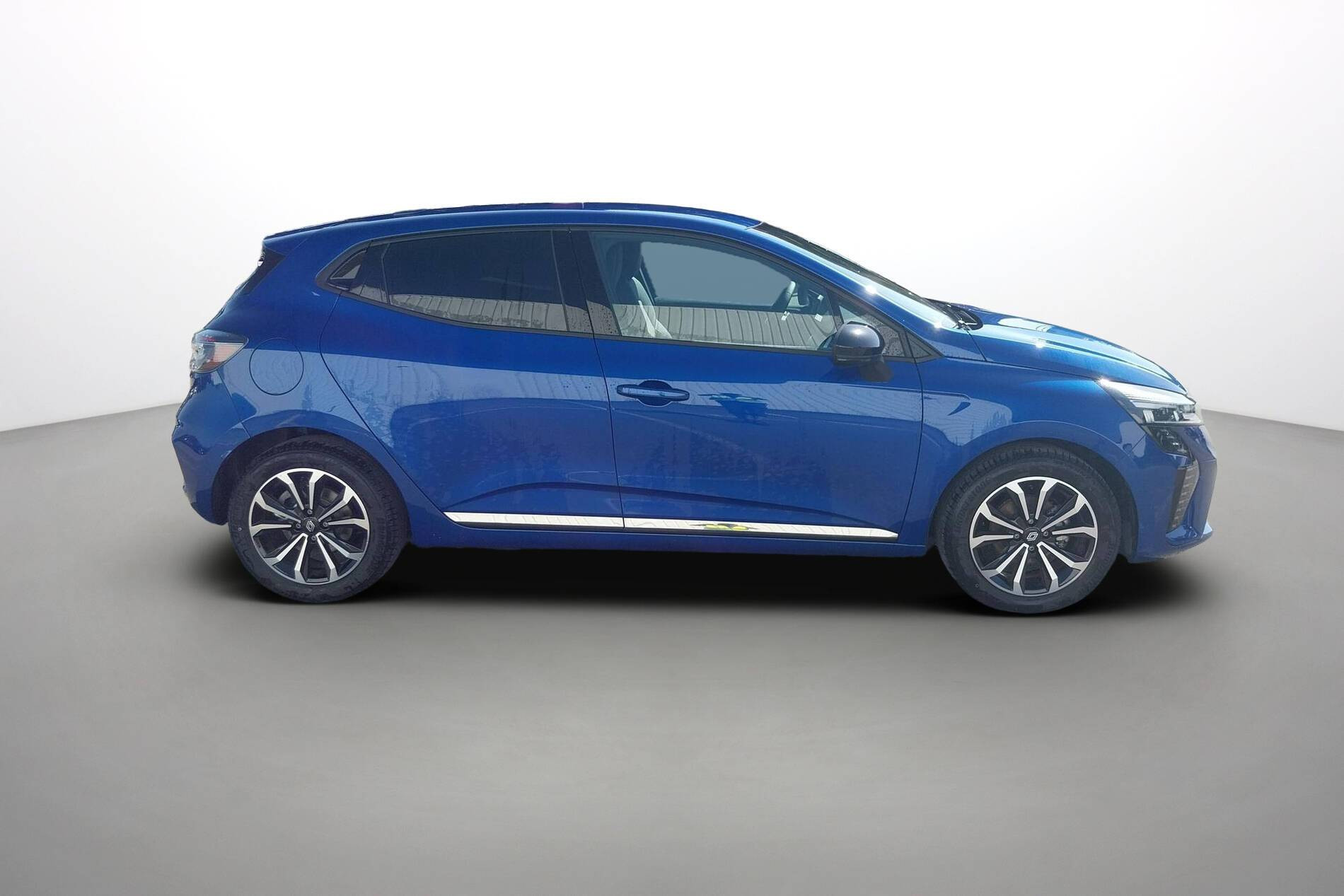 Vente en ligne Renault Clio 5 Clio TCe 90 ch GSR2 au prix de 18 990 €