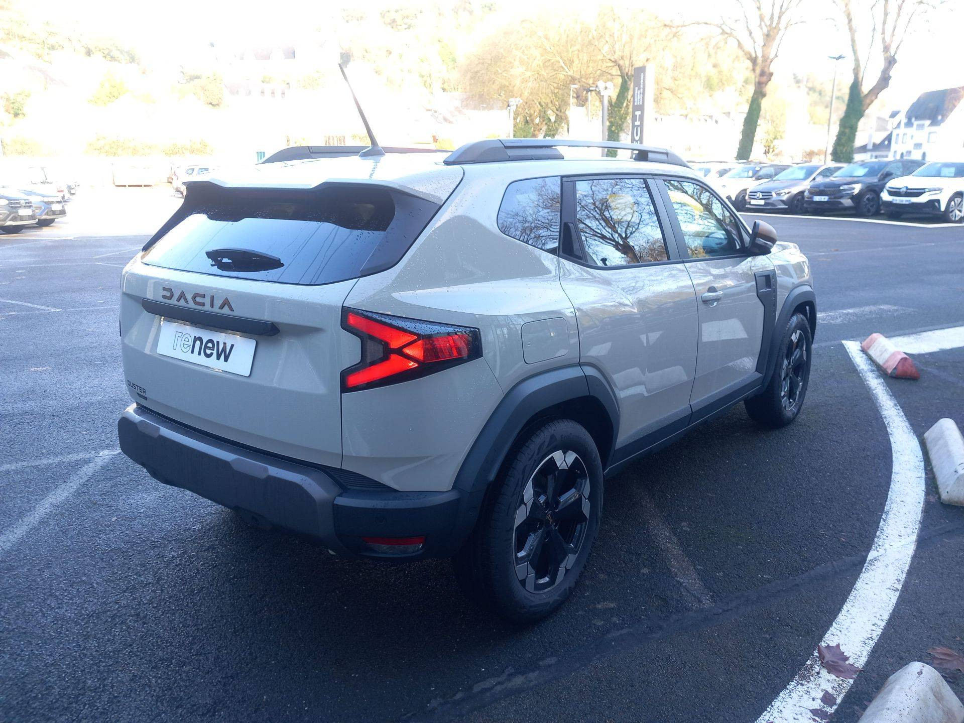 Vente en ligne Dacia Duster  Hybrid 140  au prix de 27 990 €
