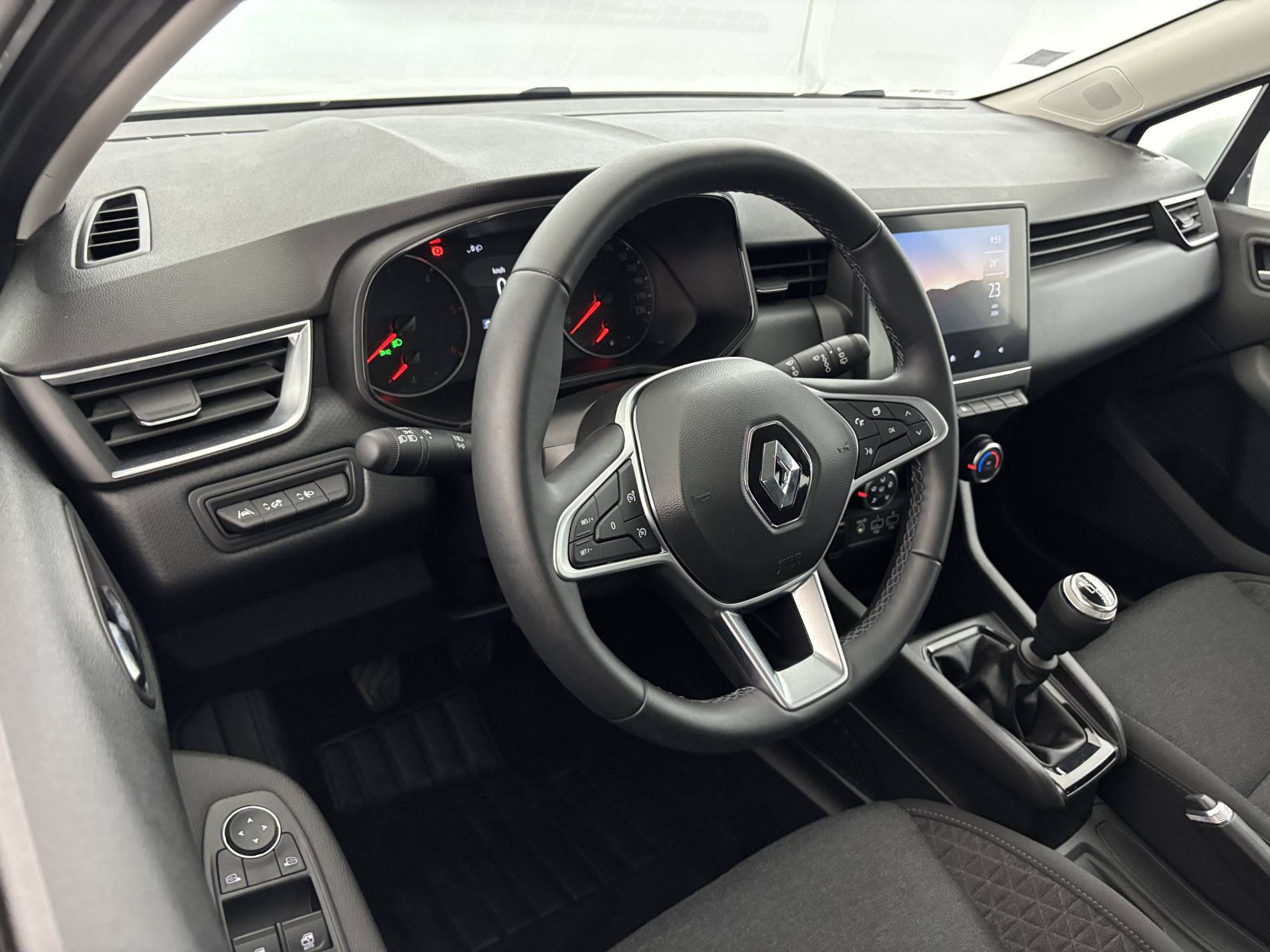 Vente en ligne Renault Clio 5 Clio Blue dCi 100 - 21N au prix de 15 390 €