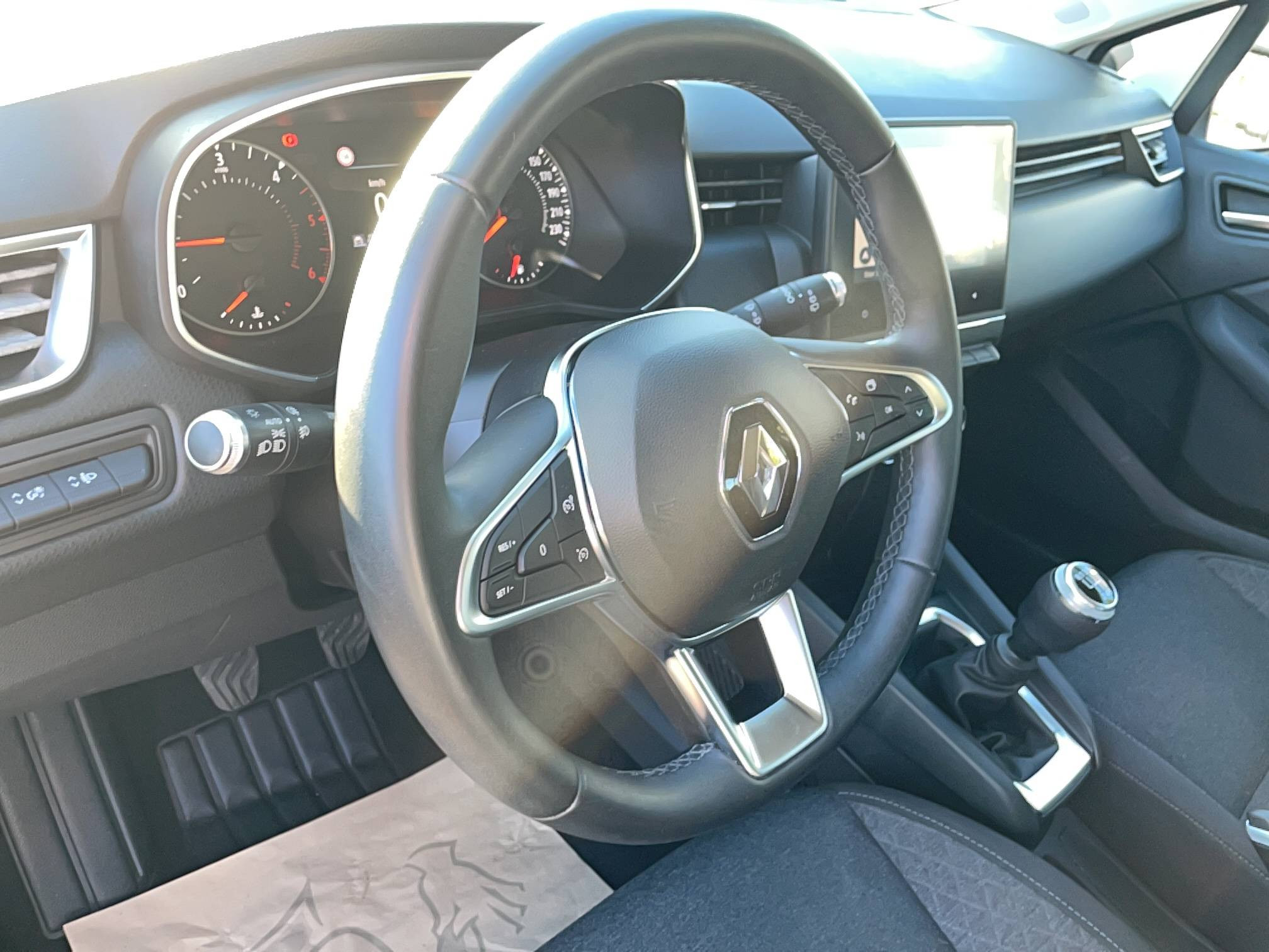 Vente en ligne Renault Clio 5 Clio Blue dCi 85 au prix de 13 790 €