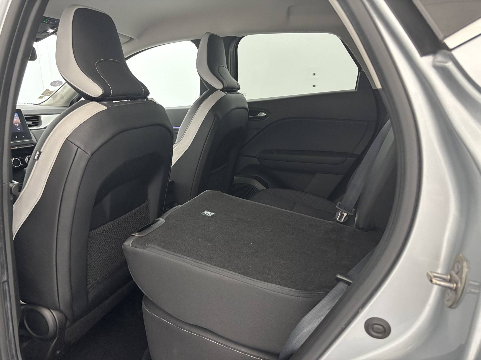 Vente en ligne Renault Captur  E-Tech full hybrid 145 au prix de 19 690 €