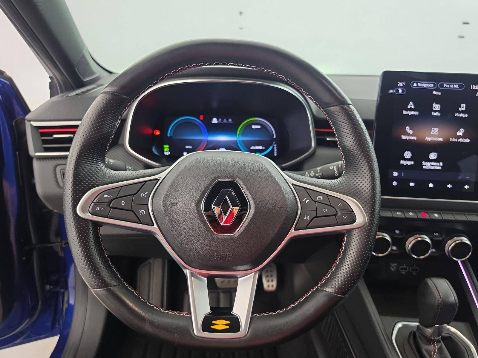 Vente en ligne Renault Clio 5 Clio E-Tech 140 - 21N au prix de 17 390 €