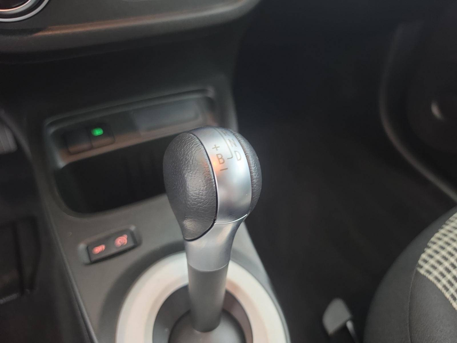 Vente en ligne Renault Twingo Electrique Twingo III E-Tech au prix de 11 990 €