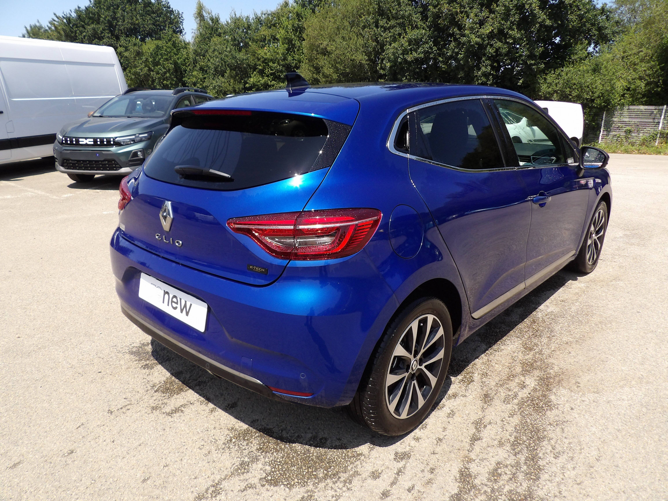 Vente en ligne Renault Clio 5 Clio E-Tech full hybrid 145 au prix de 18 499 €