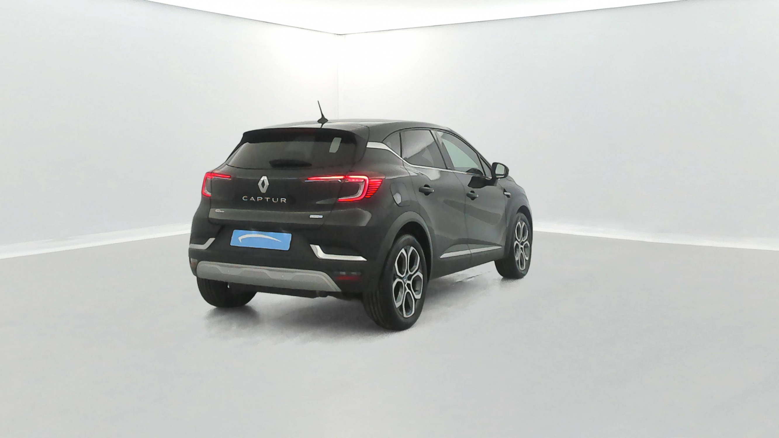 Vente en ligne Renault Captur  E-Tech Plug-in 160 au prix de 15 590 €