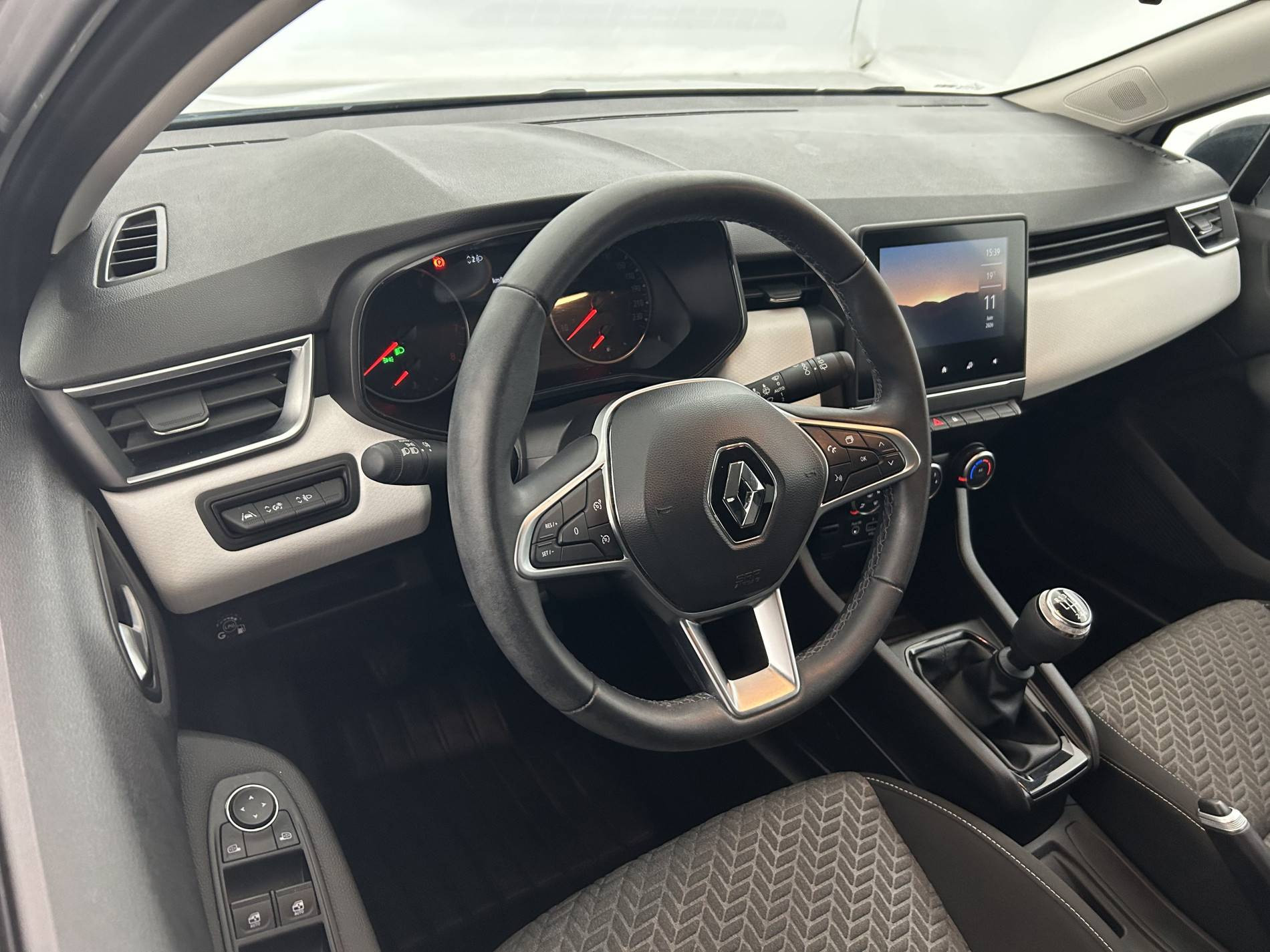 Vente en ligne Renault Clio 5 Clio TCe 100 GPL au prix de 13 990 €