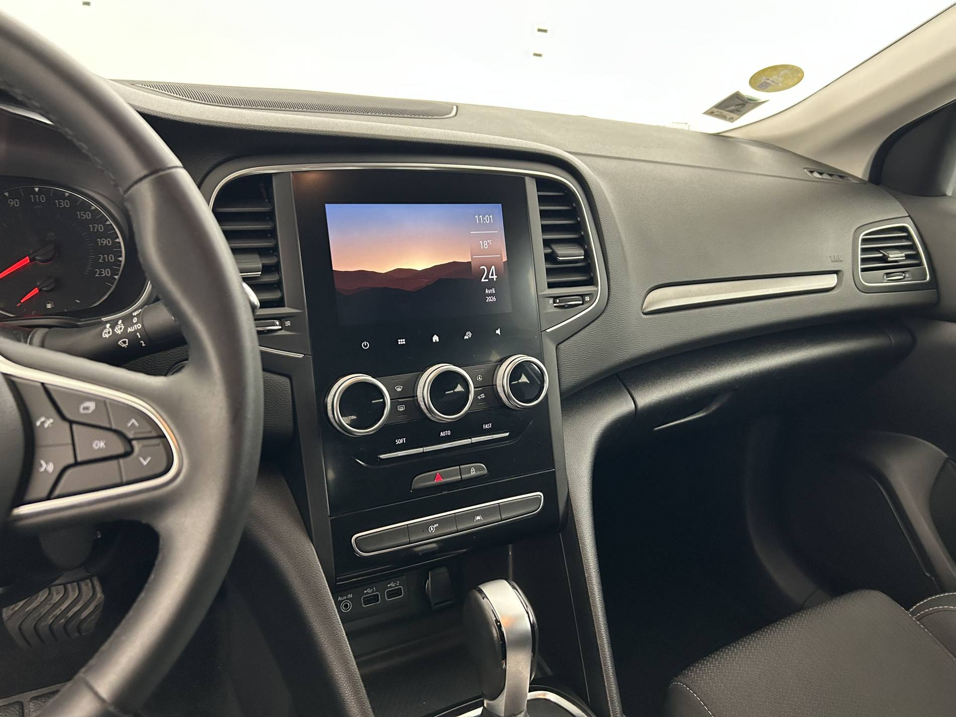 Vente en ligne Renault Megane 4 Mégane IV Berline Blue dCi 115 EDC - 21N au prix de 14 990 €