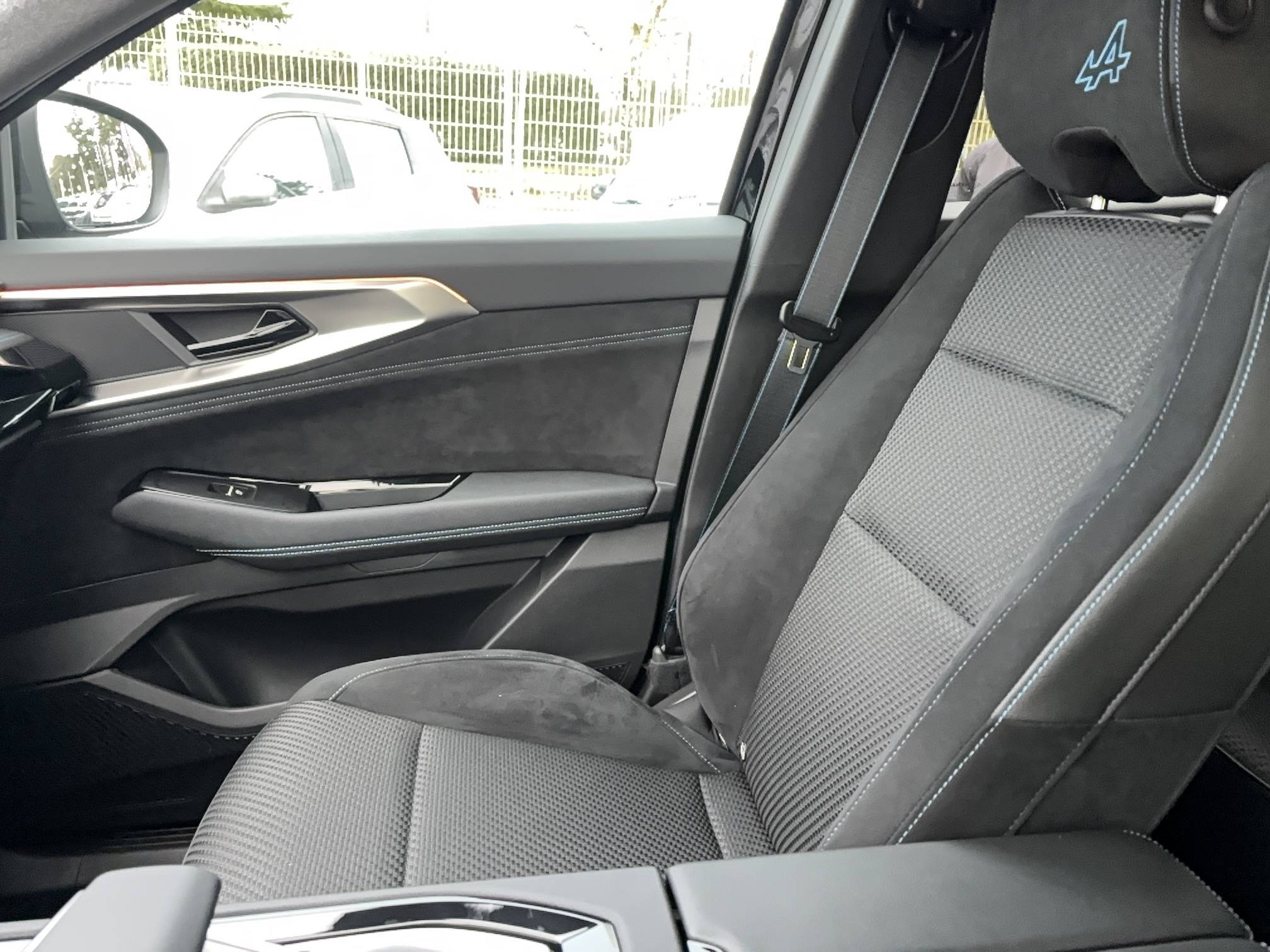 Vente en ligne Renault Austral  E-Tech full hybrid 200 GSR2 au prix de 33 990 €