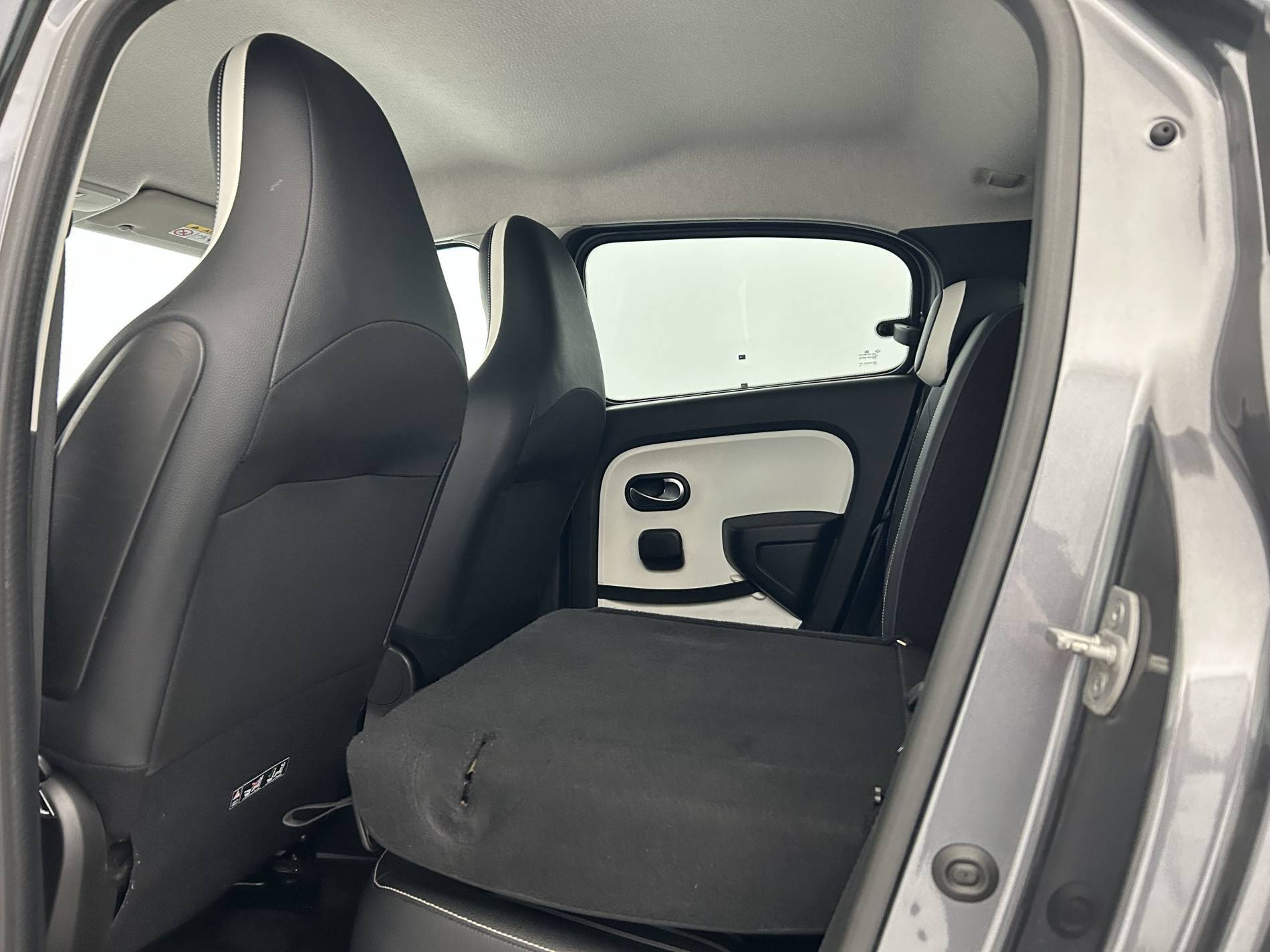 Vente en ligne Renault Twingo 3  TCe 95 au prix de 10 990 €