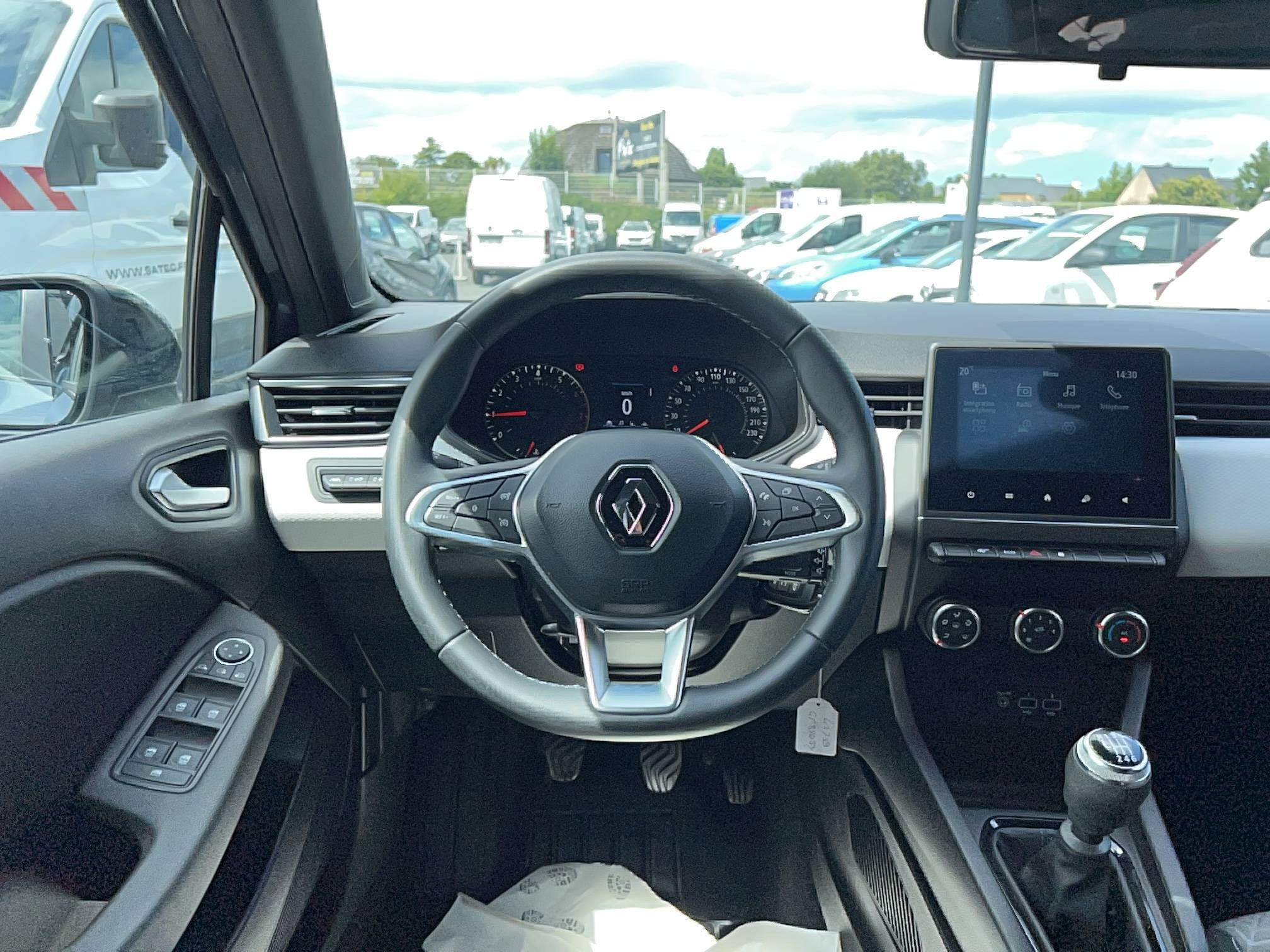 Vente en ligne Renault Clio 5 Clio TCe 90 - 21N au prix de 13 490 €