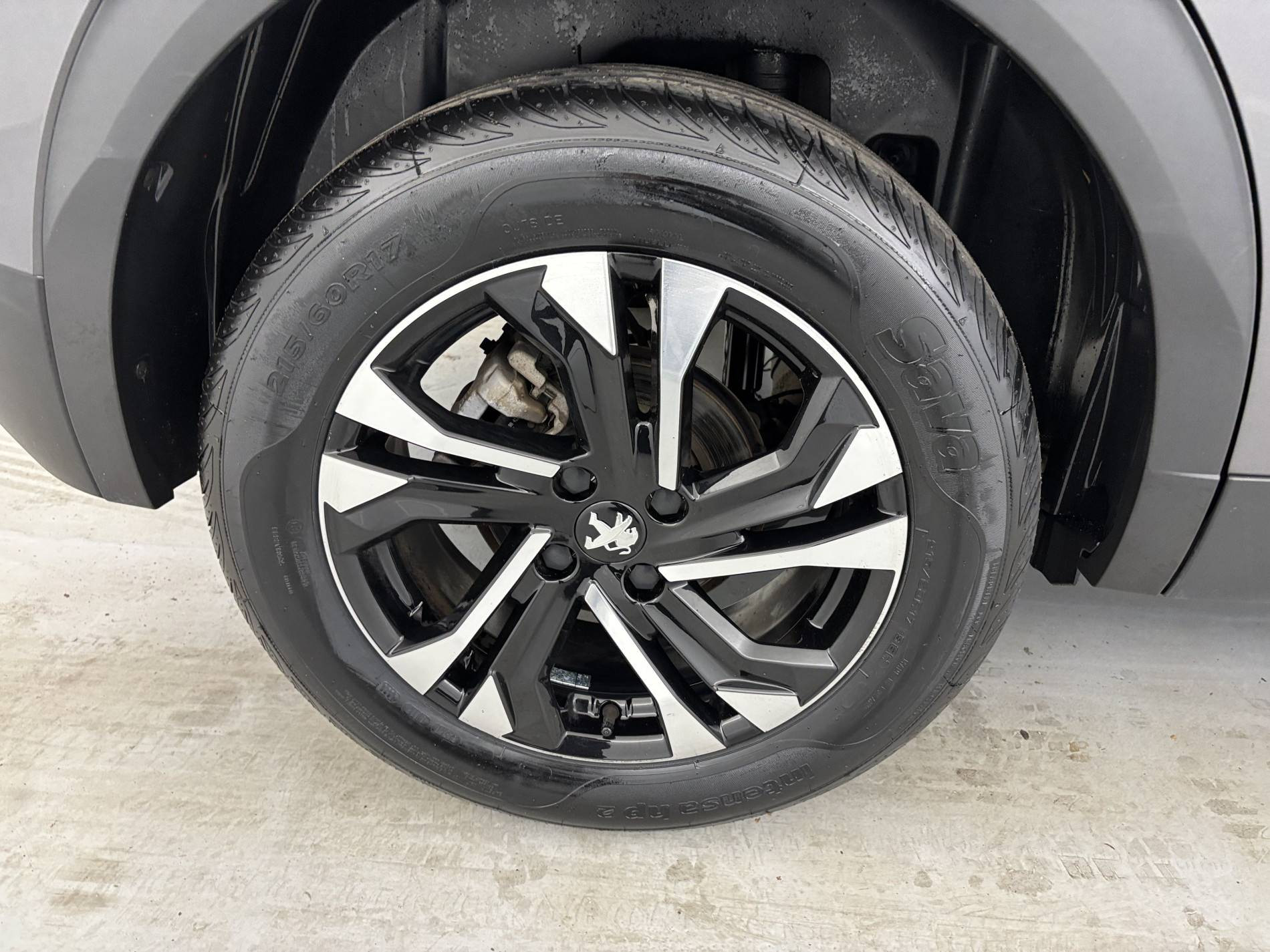 Vente en ligne Peugeot 2008 2008 BlueHDi 110 S&S BVM6 au prix de 14 990 €