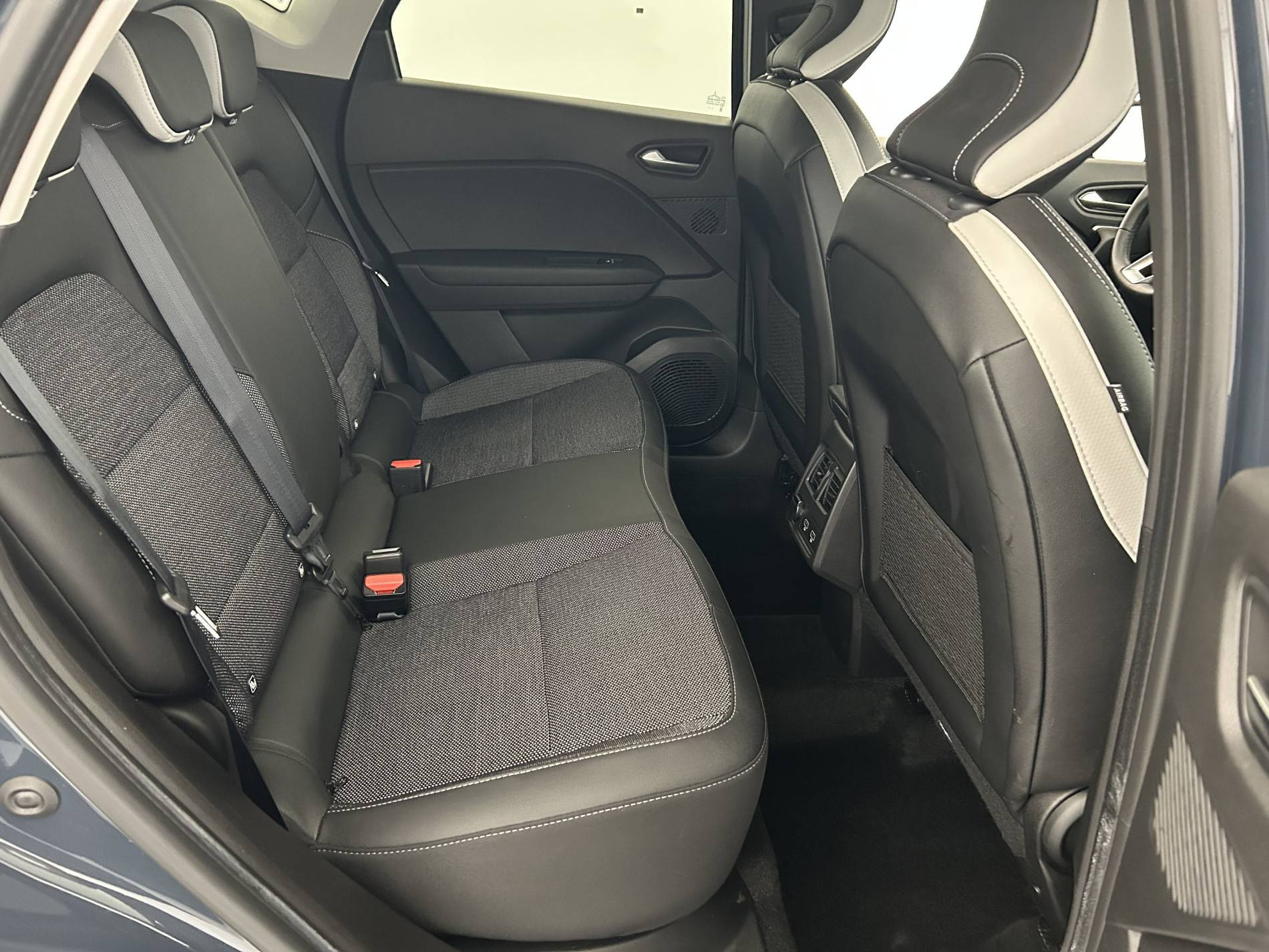 Vente en ligne Renault Captur  E-Tech full hybrid 145 au prix de 20 690 €