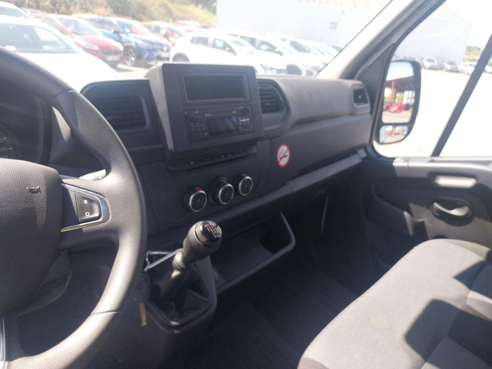 Vente en ligne Renault Master Fourgon MASTER FGN TRAC F3500 L3H3 BLUE DCI 135 au prix de 26 990 €