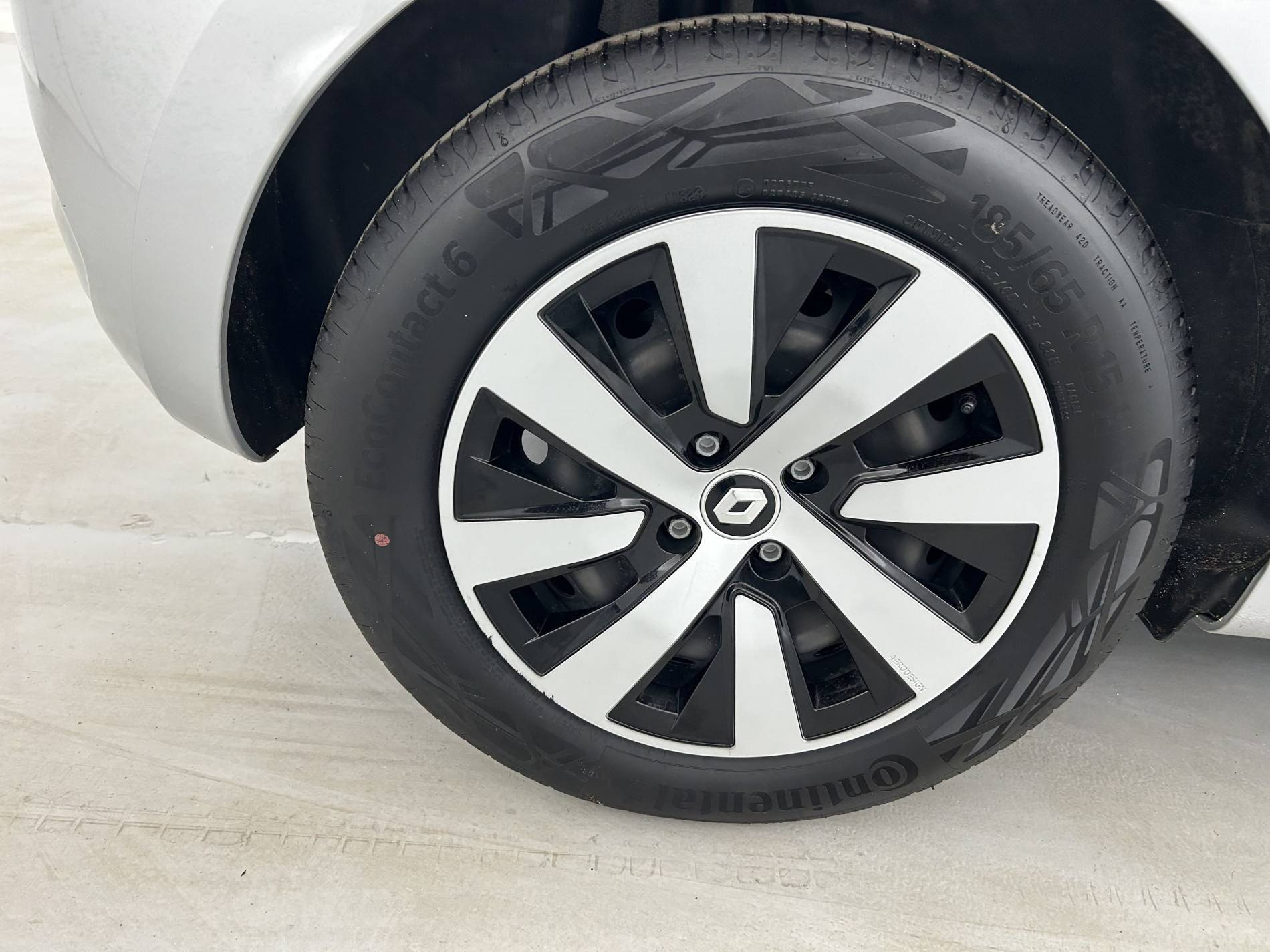 Vente en ligne Renault Clio 5 Clio TCe 90 au prix de 13 990 €