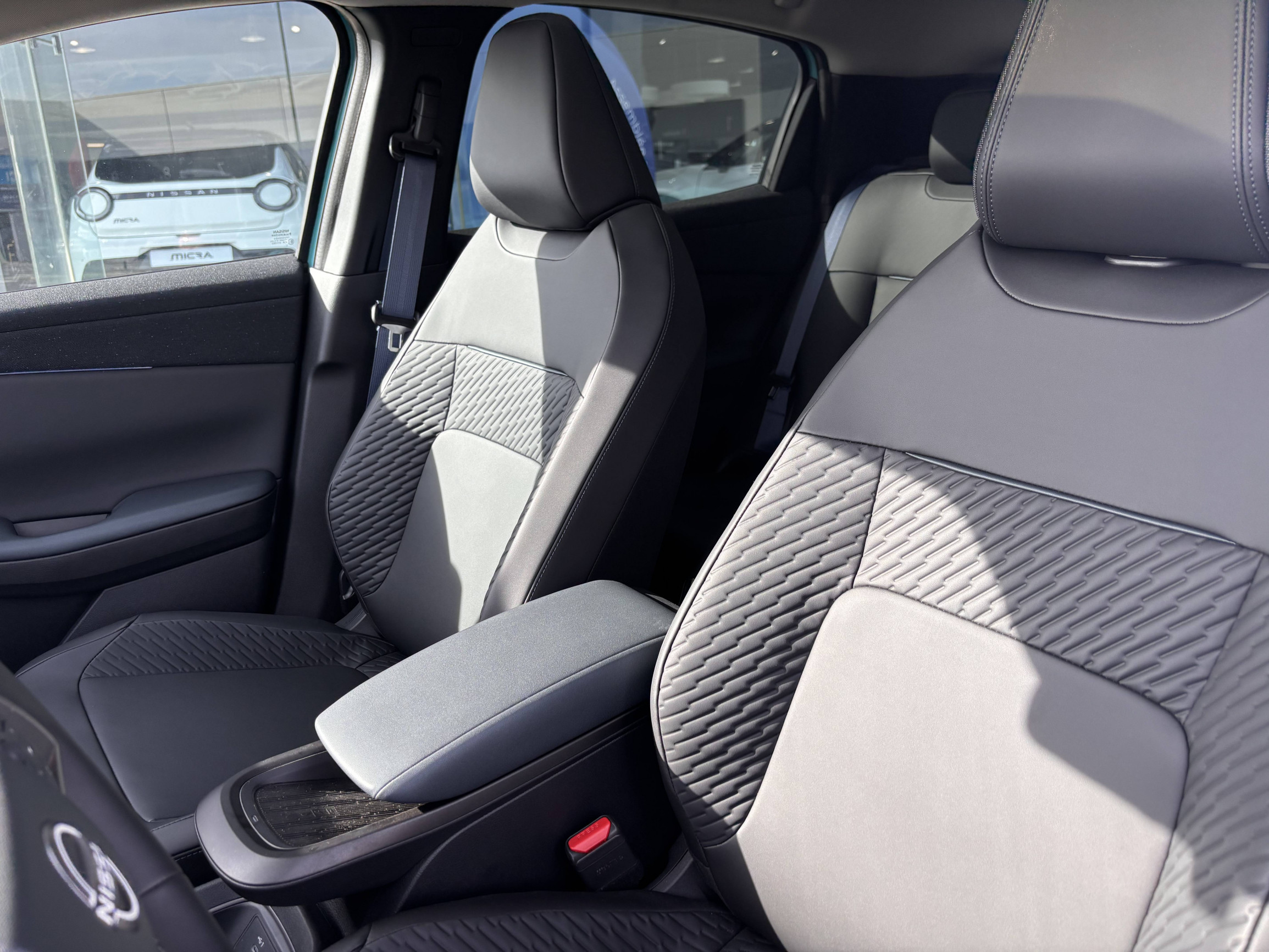 Vente en ligne Nissan Leaf  Electrique 75kWh 217 ch au prix de 42 750 €