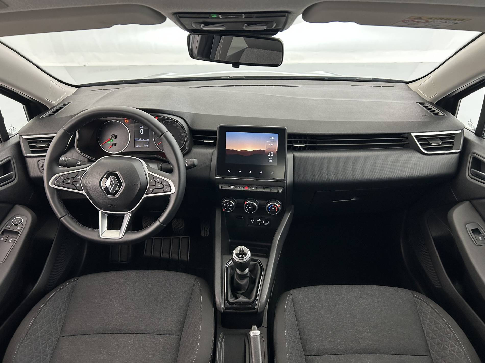 Vente en ligne Renault Clio 5 Clio TCe 90 au prix de 14 990 €