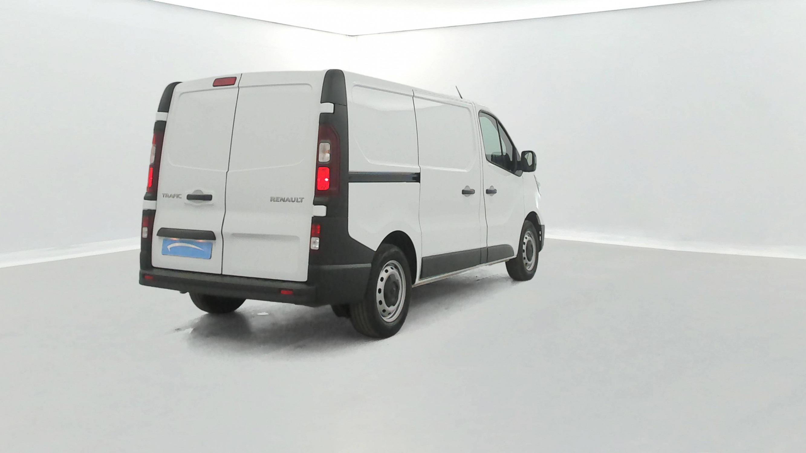 Vente en ligne Renault Trafic 3 Fourgon TRAFIC FG BLUE DCI 130 L1H1 3T GSR2 au prix de 24 990 €