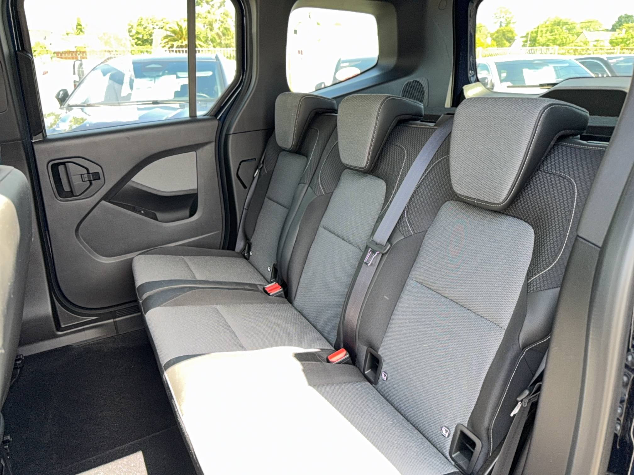 Vente en ligne Renault Kangoo  Blue dCi 95 au prix de 25 490 €