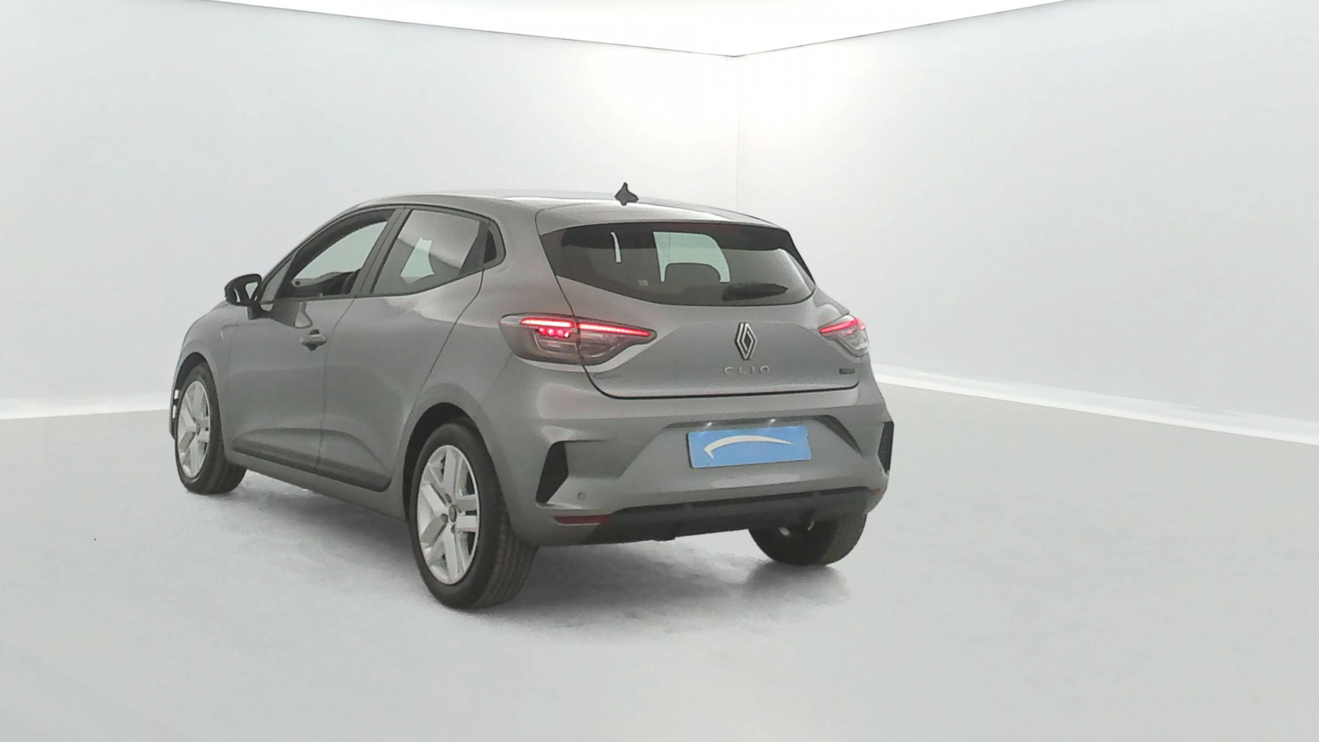 Vente en ligne Renault Clio 5 Clio E-Tech full hybrid 145 ch GSR2 au prix de 19 990 €