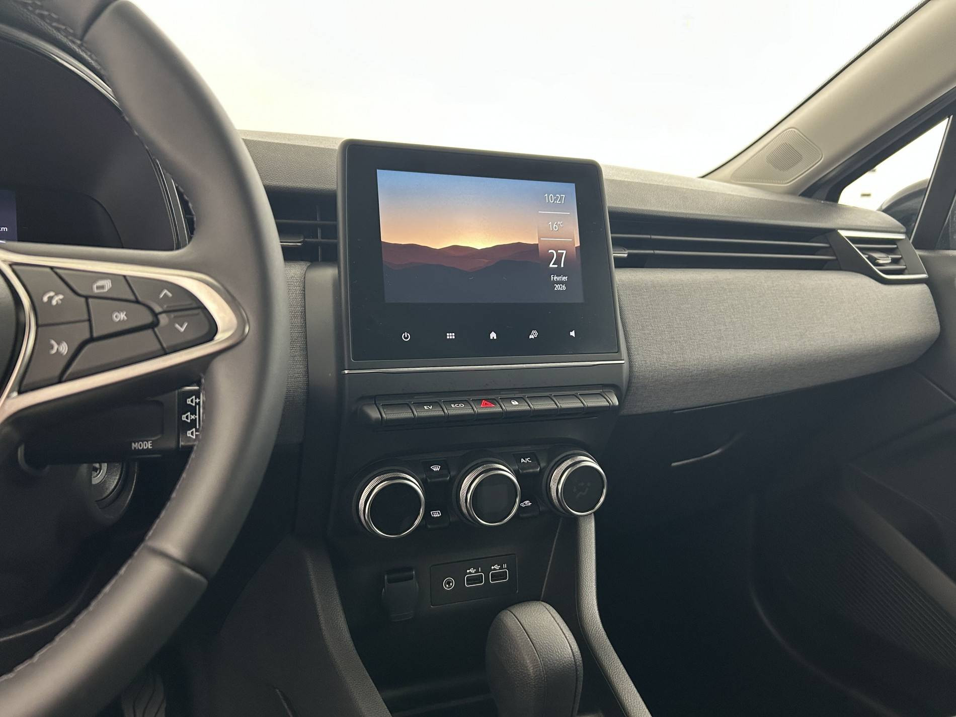 Vente en ligne Renault Clio 5 Clio E-Tech full hybrid 145 ch GSR2 au prix de 19 790 €