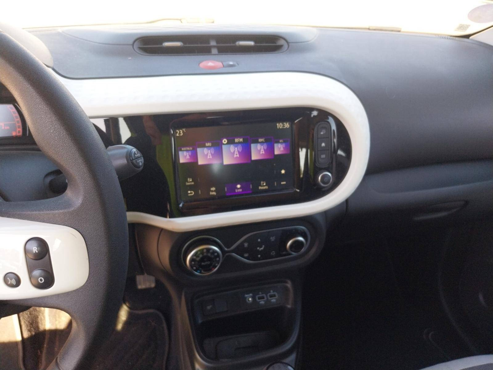 Vente en ligne Renault Twingo 3  SCe 65 au prix de 11 990 €
