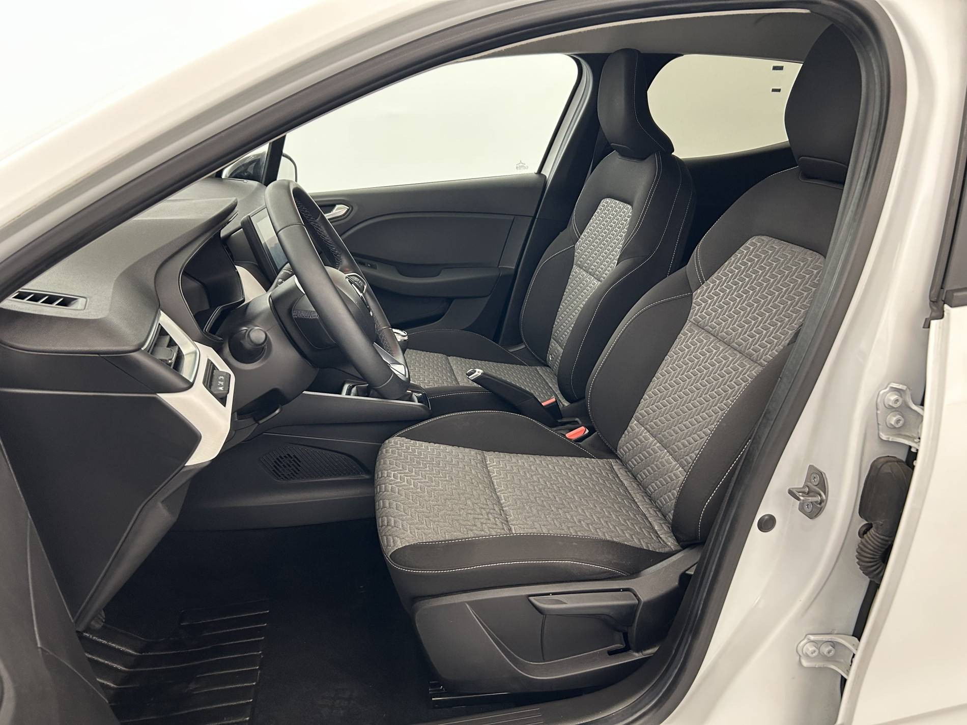 Vente en ligne Renault Clio 5 Clio TCe 90 au prix de 12 990 €
