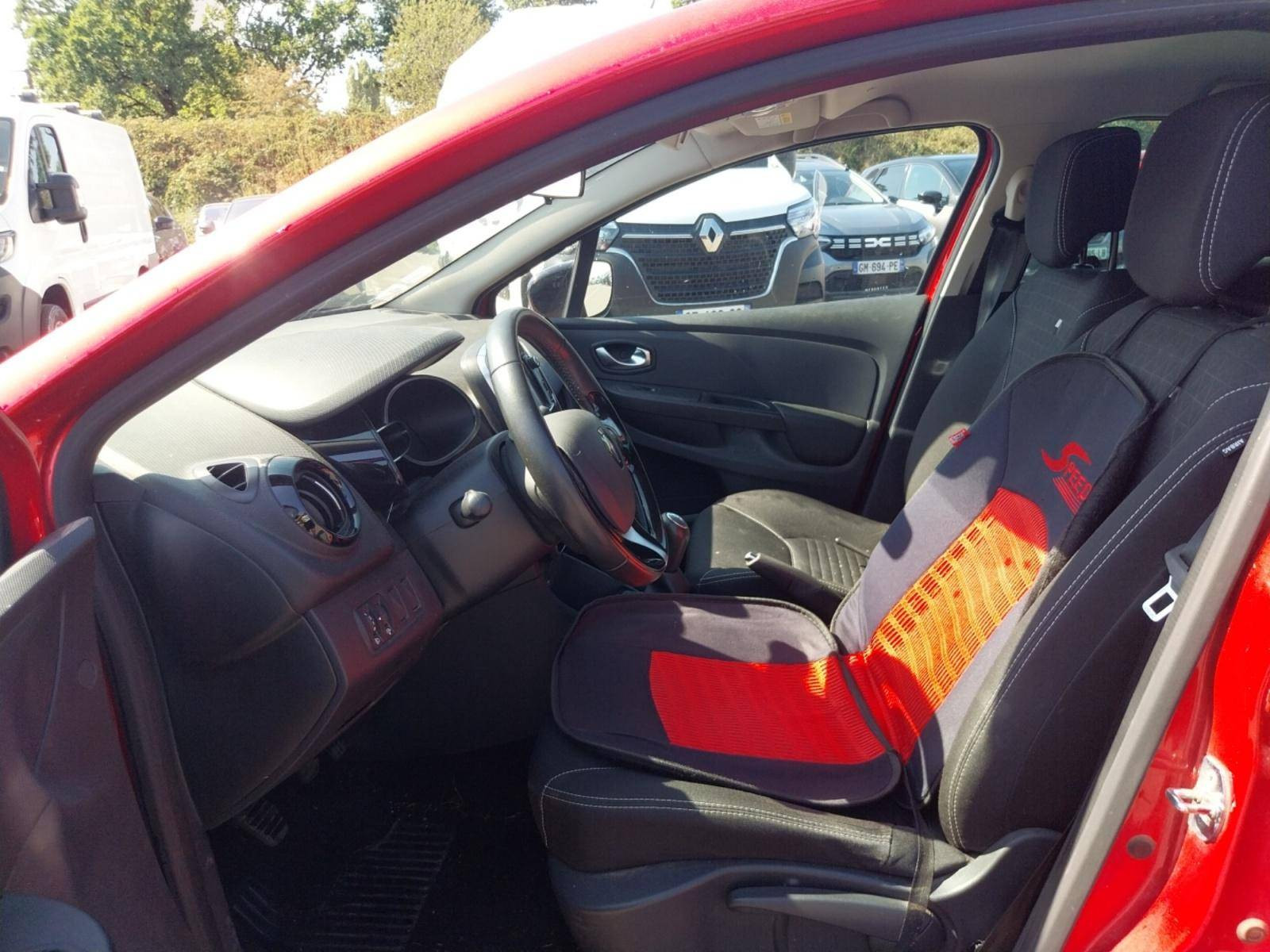 Vente en ligne Renault Clio 4  TCe 90 eco2 au prix de 8 990 €