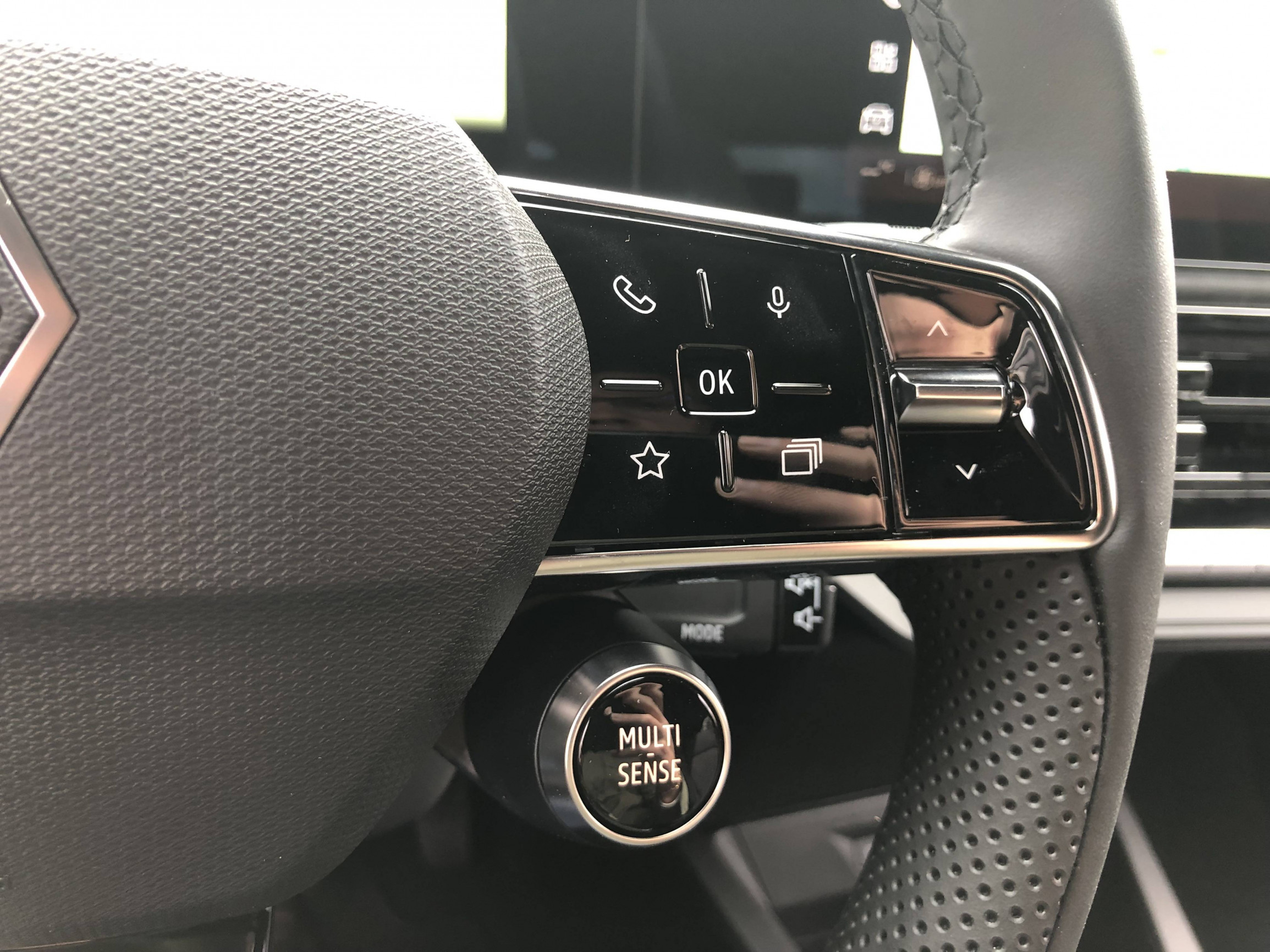 Vente en ligne Renault Clio 6 Clio TCe 115 ch au prix de 23 990 €