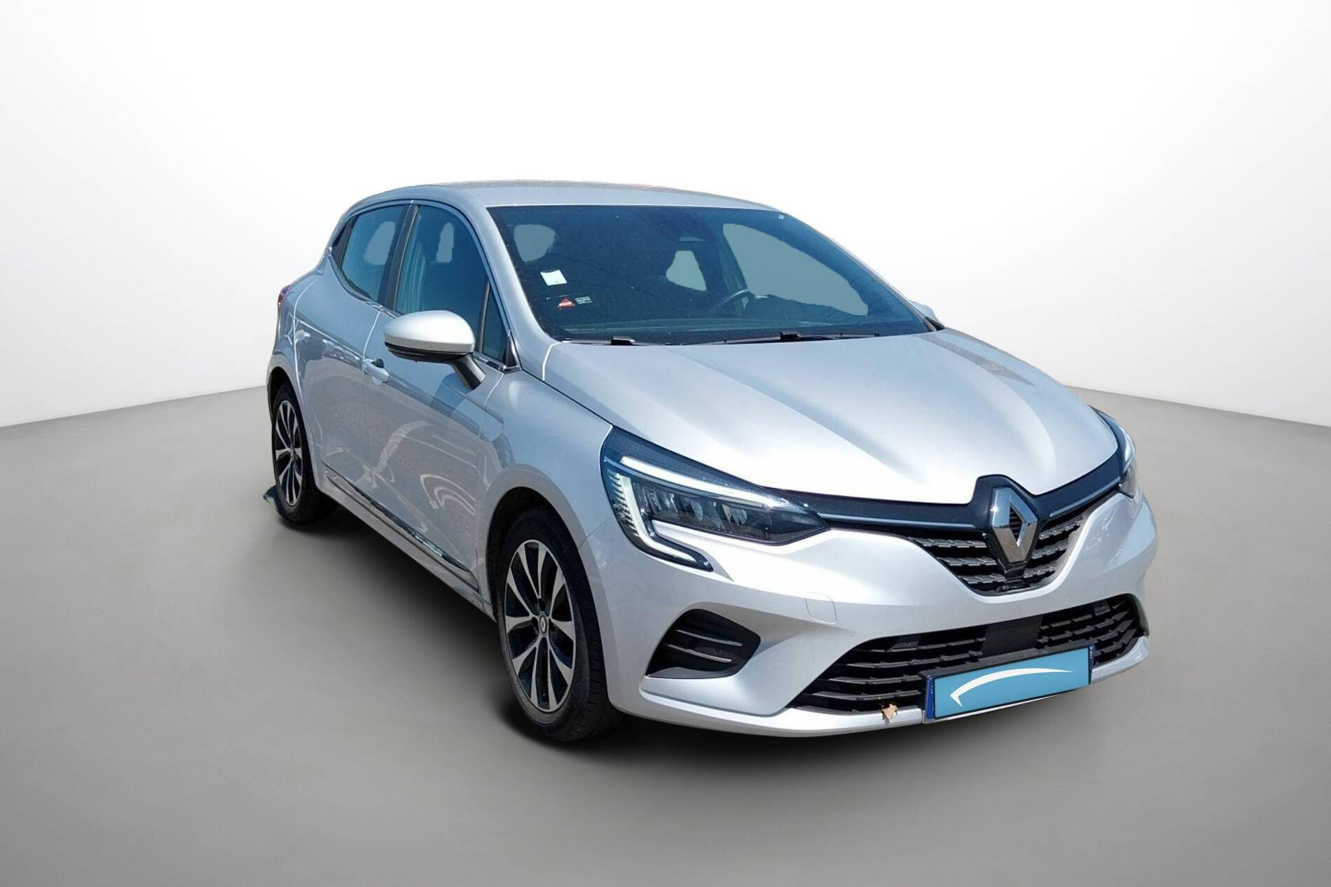 Vente en ligne Renault Clio 5 Clio E-Tech 140 - 21N au prix de 14 990 €