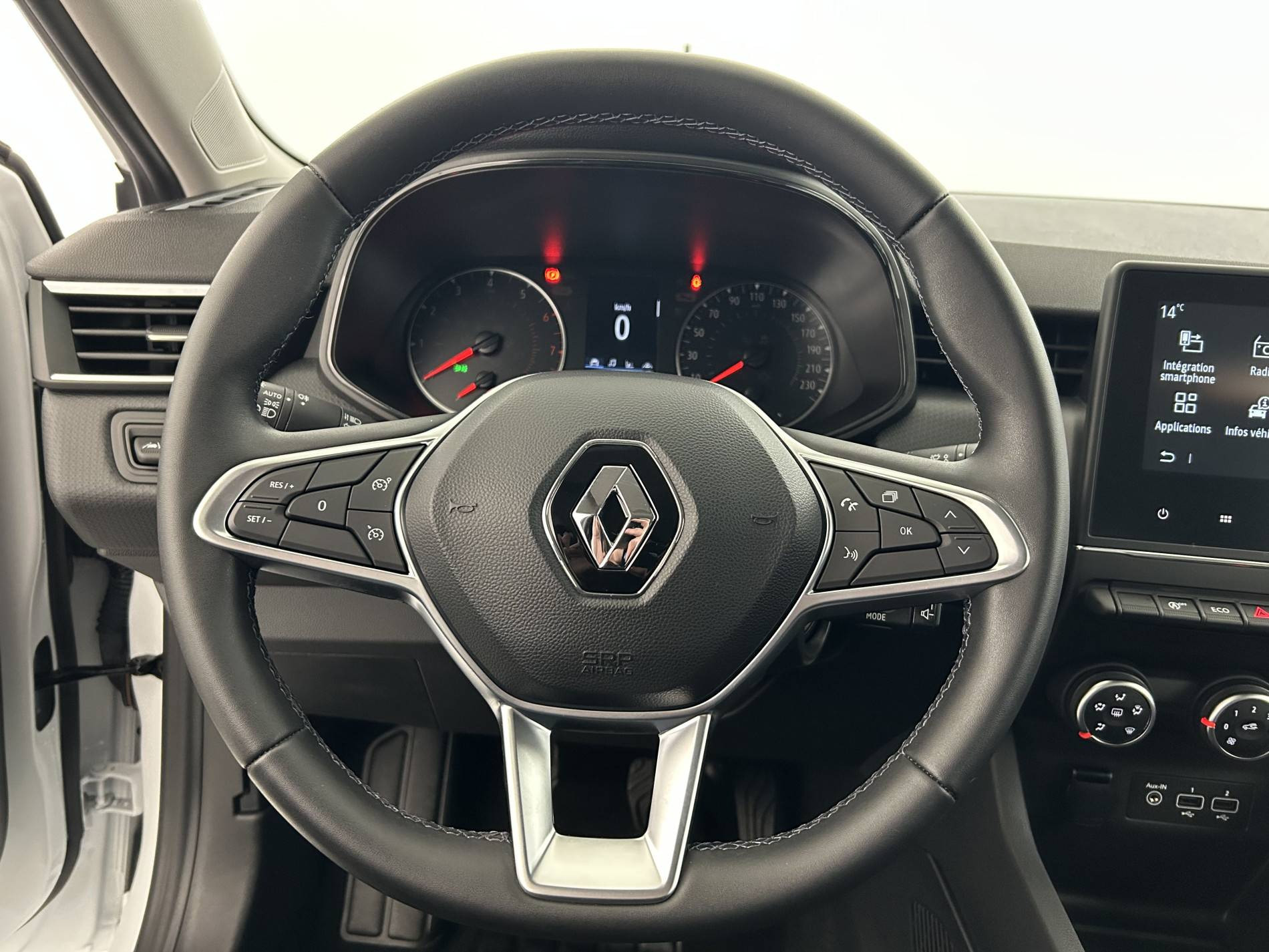 Vente en ligne Renault Clio 5 Clio TCe 90 au prix de 13 790 €