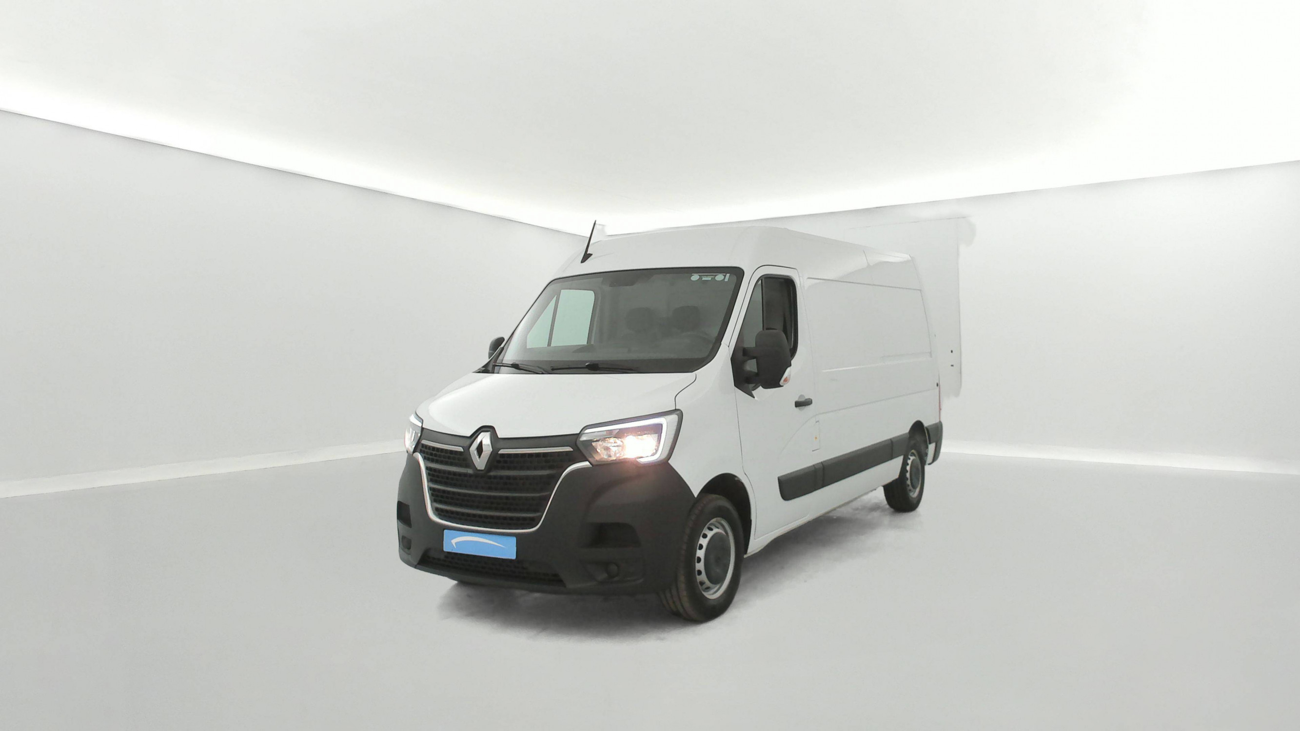 Renault Master Fourgon MASTER FGN TRAC F3500 L2H2 BLUE DCI 135 occasion de 2024 en vente à Argentan