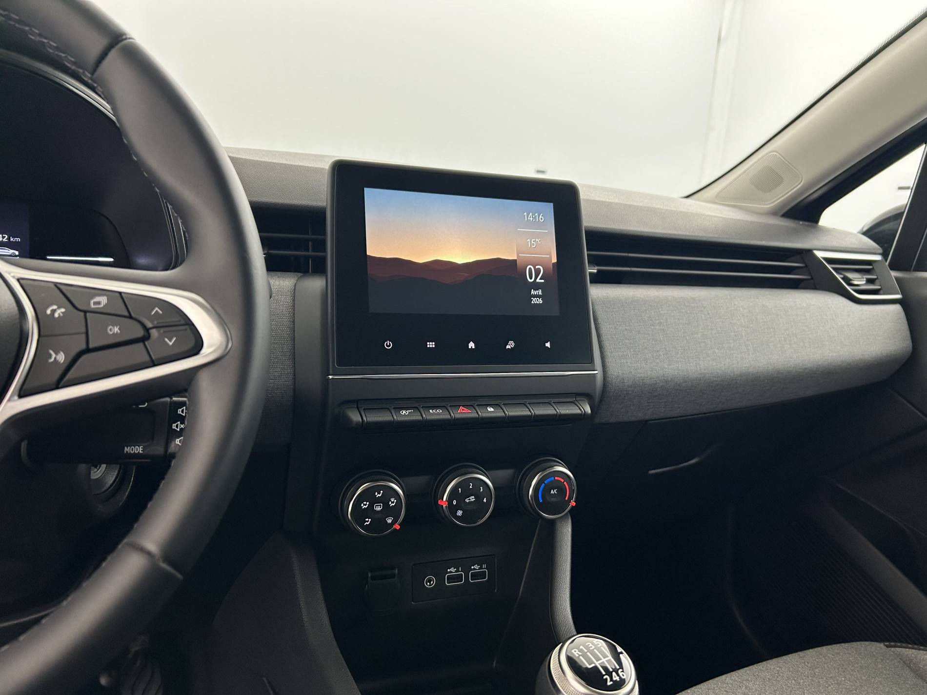 Vente en ligne Renault Clio 5 Clio TCe 90 au prix de 15 990 €