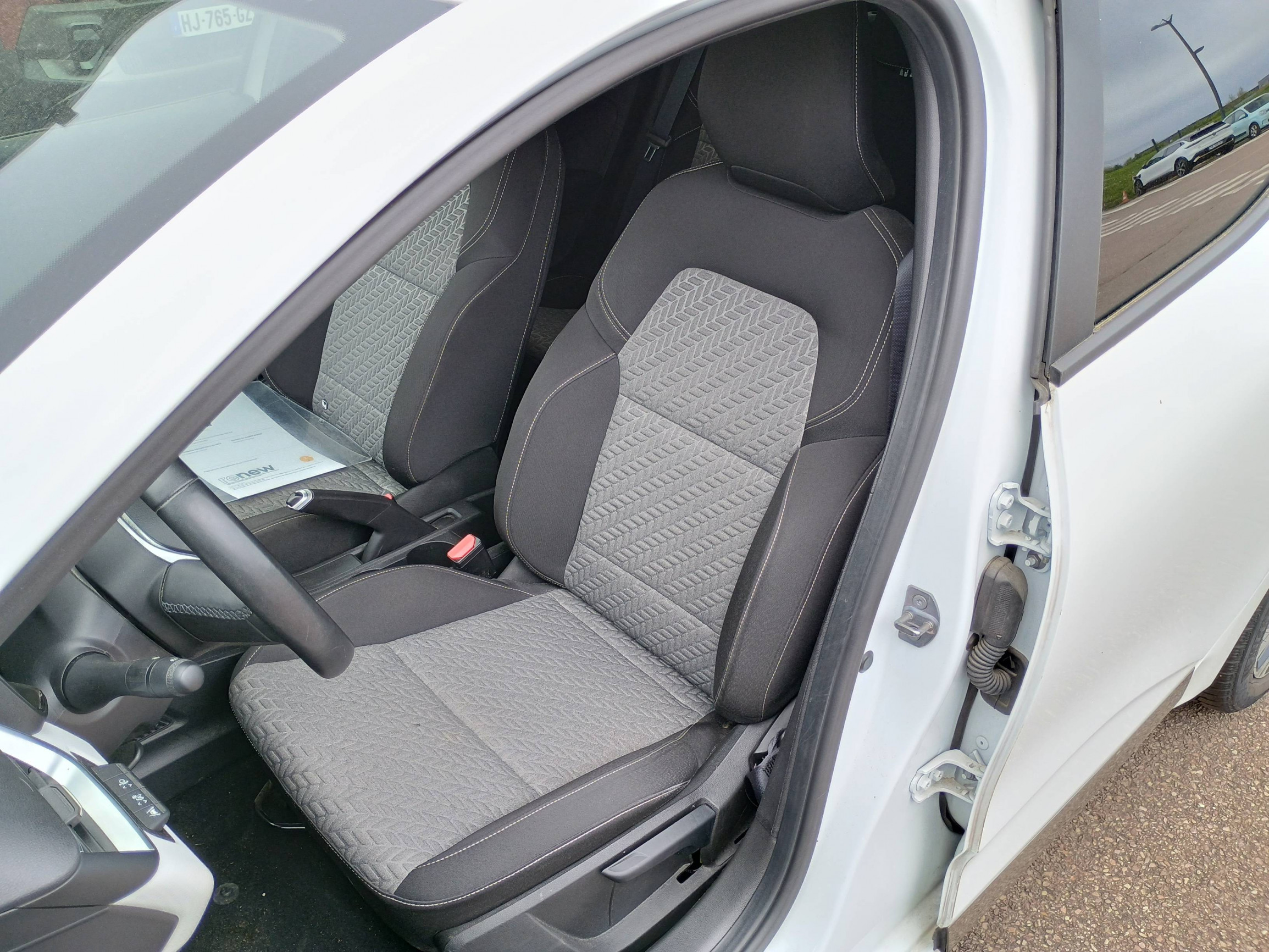 Vente en ligne Renault Clio 5 Clio Blue dCi 100 au prix de 13 991 €