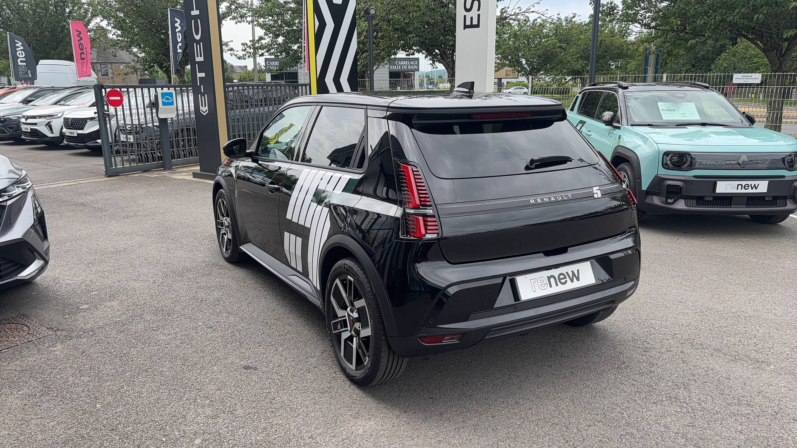 Vente en ligne Renault R5 E-Tech  120 ch autonomie urbaine au prix de 29 990 €