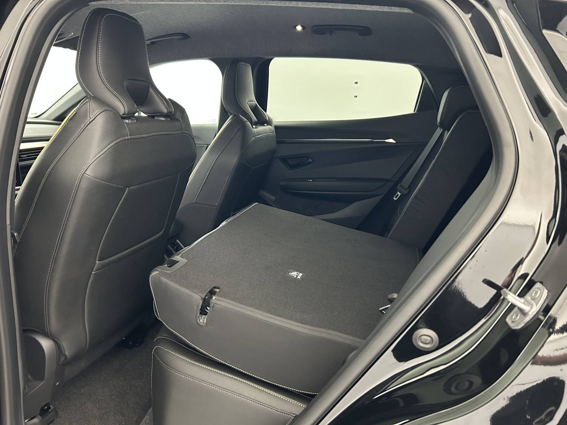 Vente en ligne Renault Megane E-Tech  220 ch autonomie confort GSR2 au prix de 34 990 €