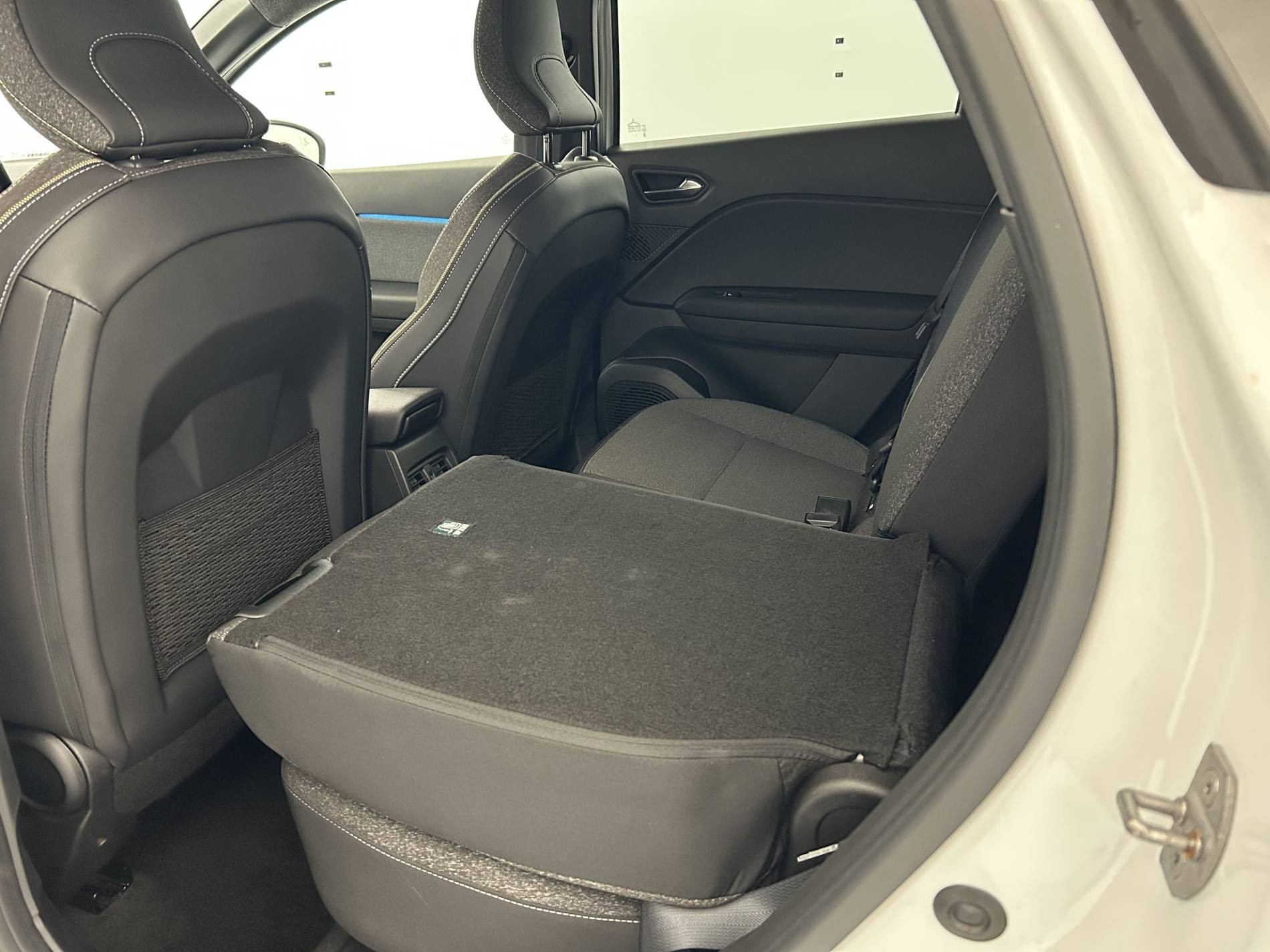 Vente en ligne Renault Symbioz  E-Tech full hybrid 145 au prix de 27 990 €