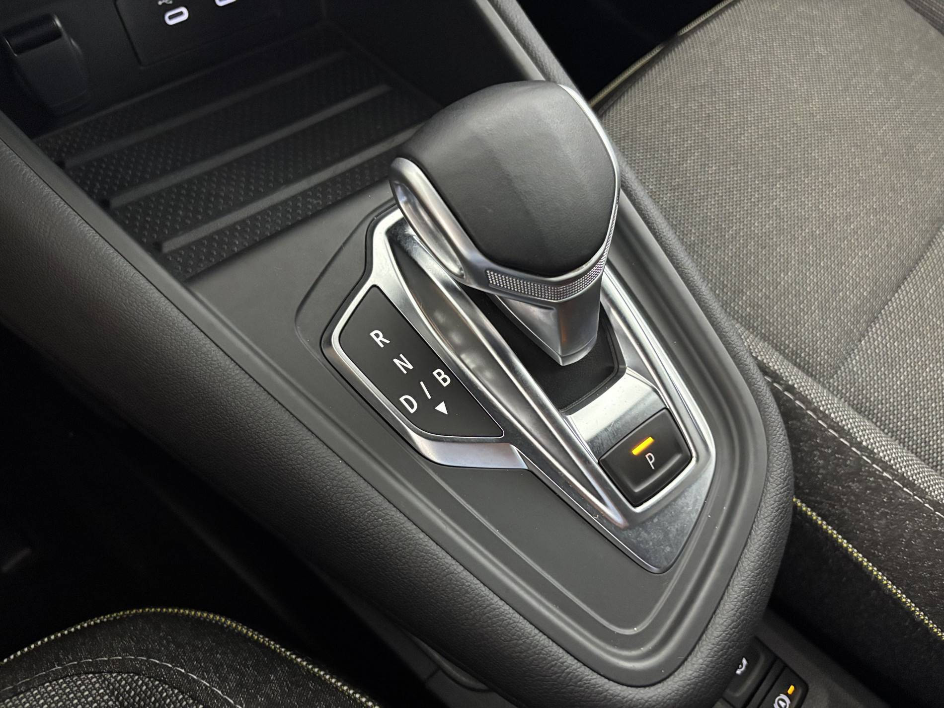 Vente en ligne Renault Symbioz  E-Tech full hybrid 145 au prix de 26 991 €