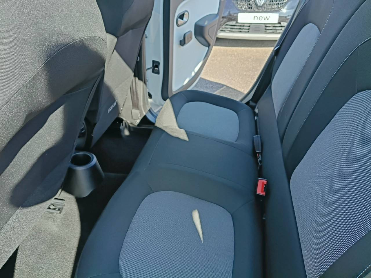 Vente en ligne Renault Twingo 3  1.0 SCe 70 E6C au prix de 8 990 €